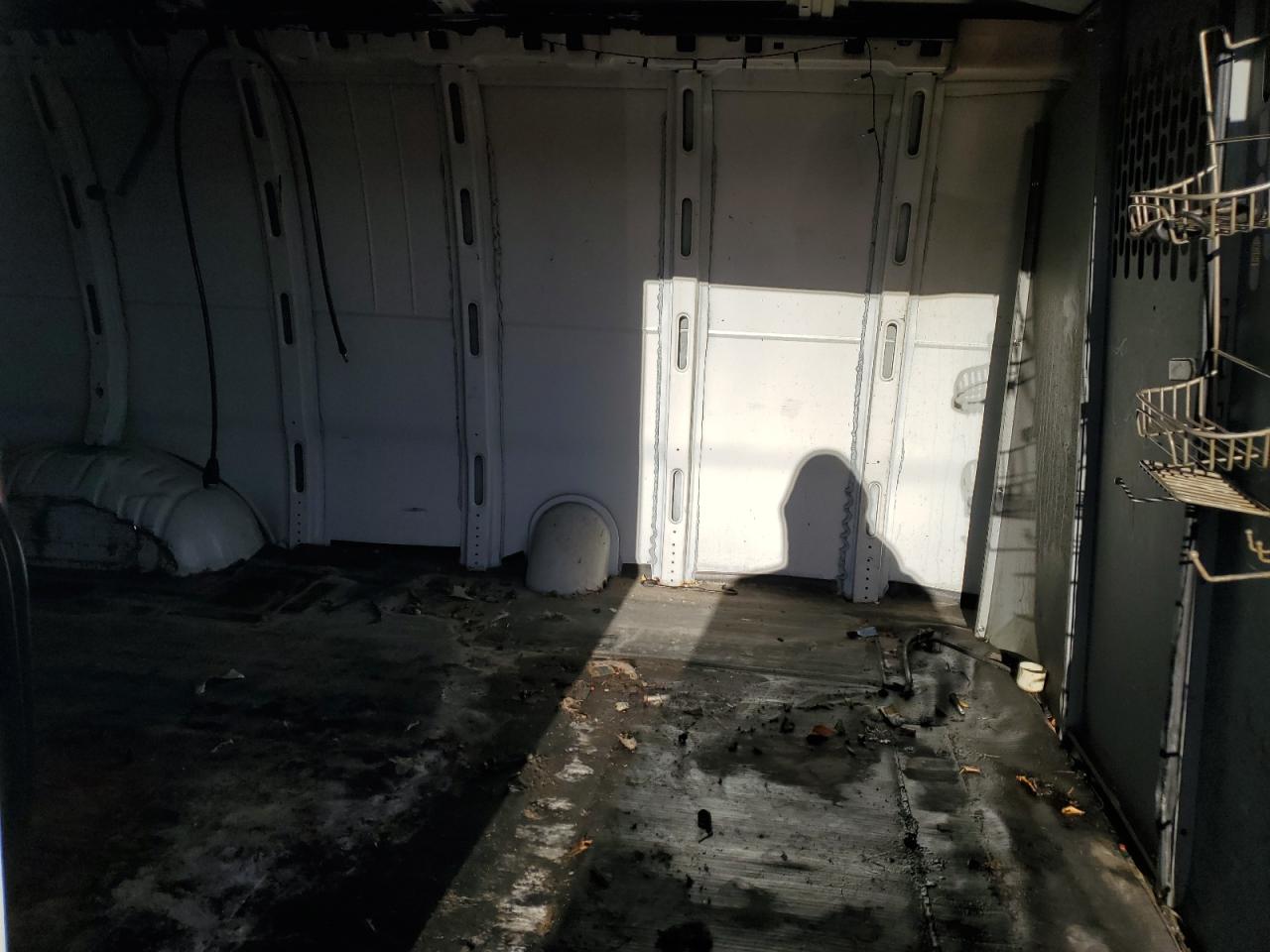 2018 Chevrolet Express VIN 1GCWGBFG2J1200931 Copart auction photo, minor dent/scratches damage thumbnail 11