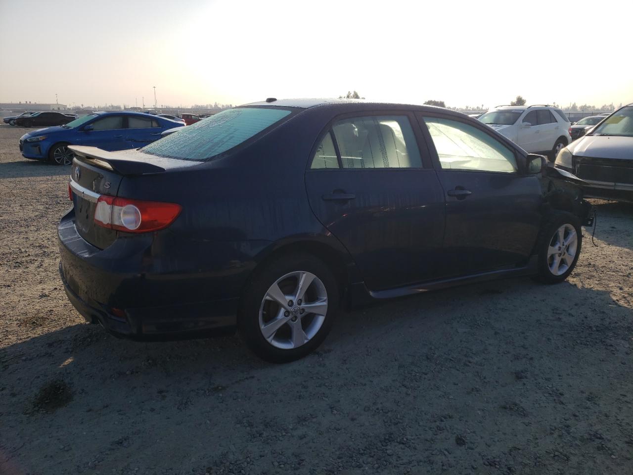 2011 Toyota Corolla VIN 2T1BU4EE1BC634404 Copart auction photo, front end / side damage thumbnail 3