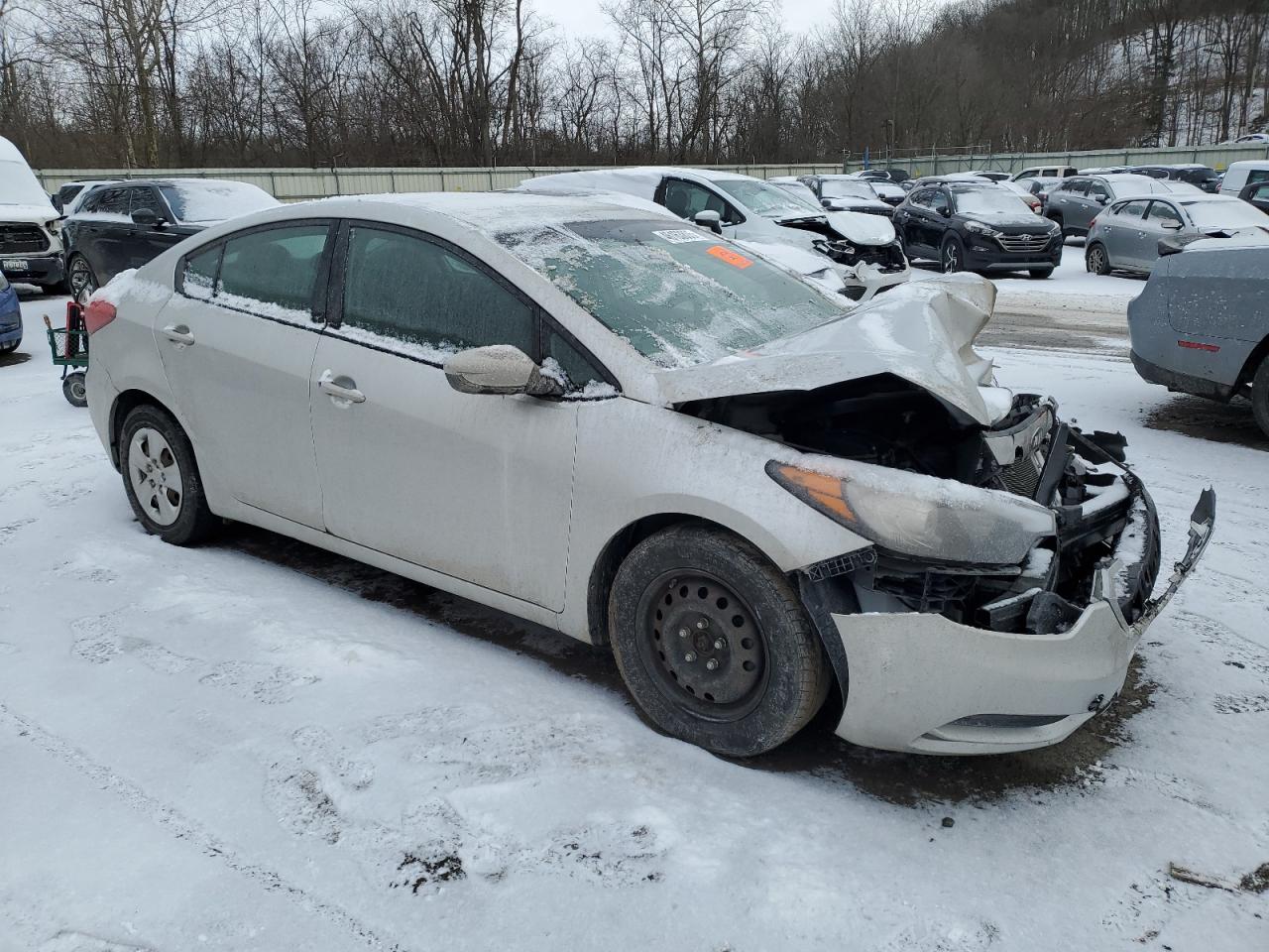 2014 KIA Forte VIN KNAFK4A62E5171189 Copart auction photo, front end damage thumbnail 4