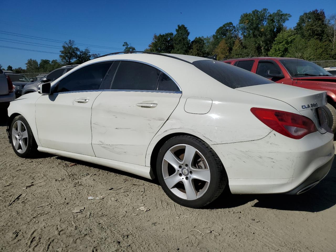 2017 Mercedes-Benz CLA-klasse VIN WDDSJ4EB8HN464195 Copart auction photo, front end / side damage thumbnail 2