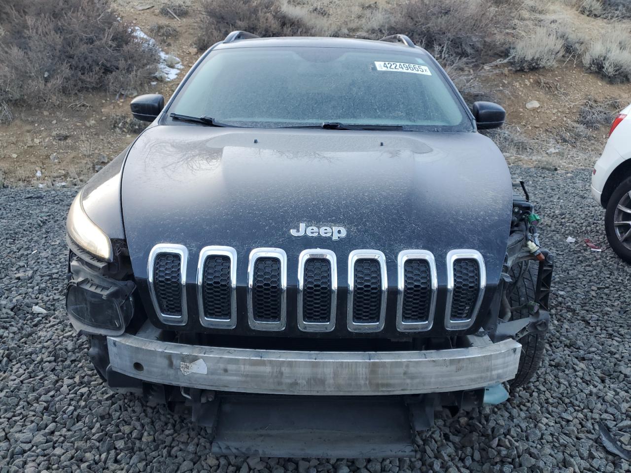 2016 Jeep Grand Cherokee VIN 1C4PJMAS7GW246568 Copart auction photo, front end damage thumbnail 5