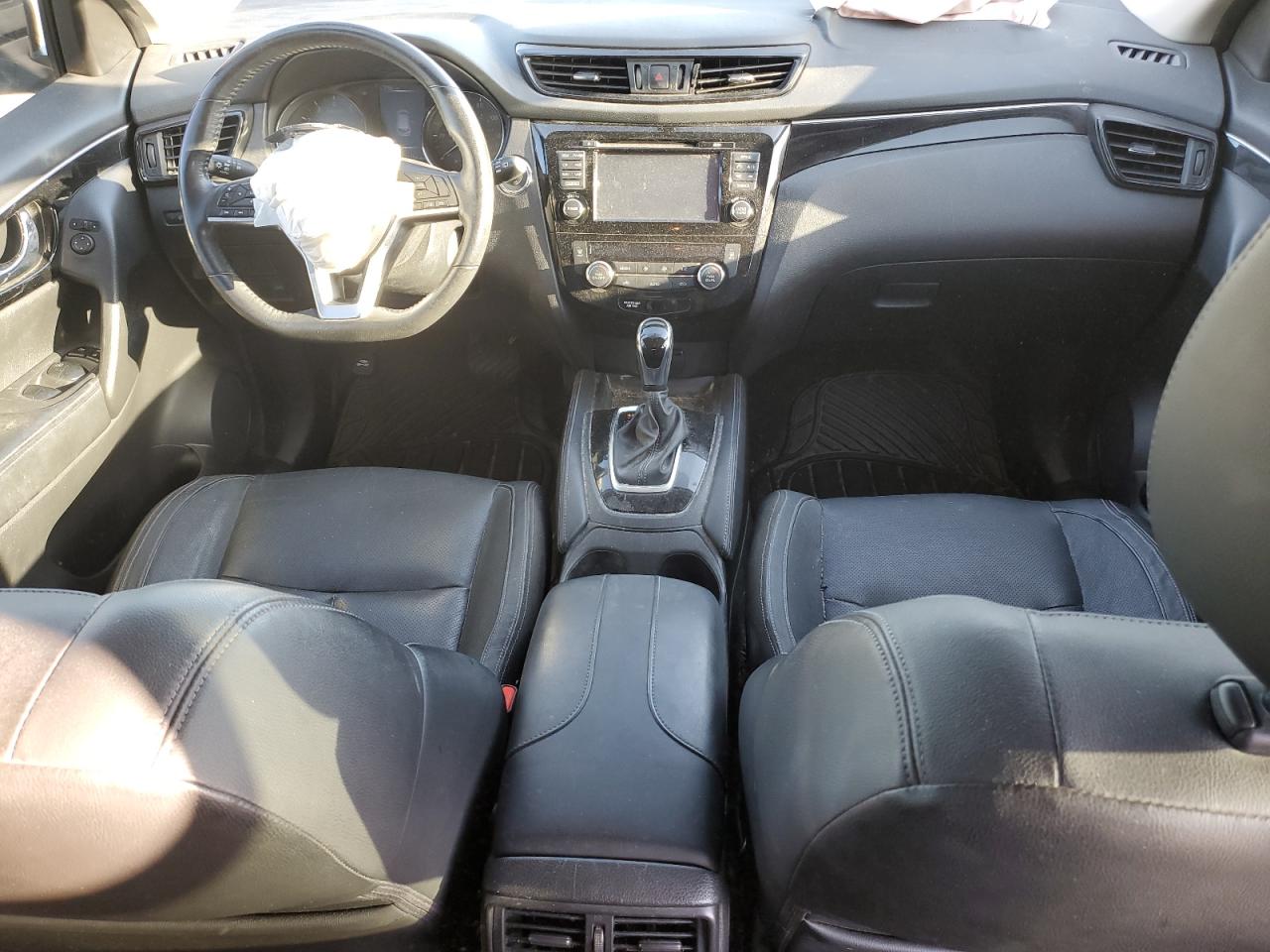2017 Nissan Rogue VIN JN1BJ1CP1HW013985 Copart auction photo, front end damage thumbnail 8