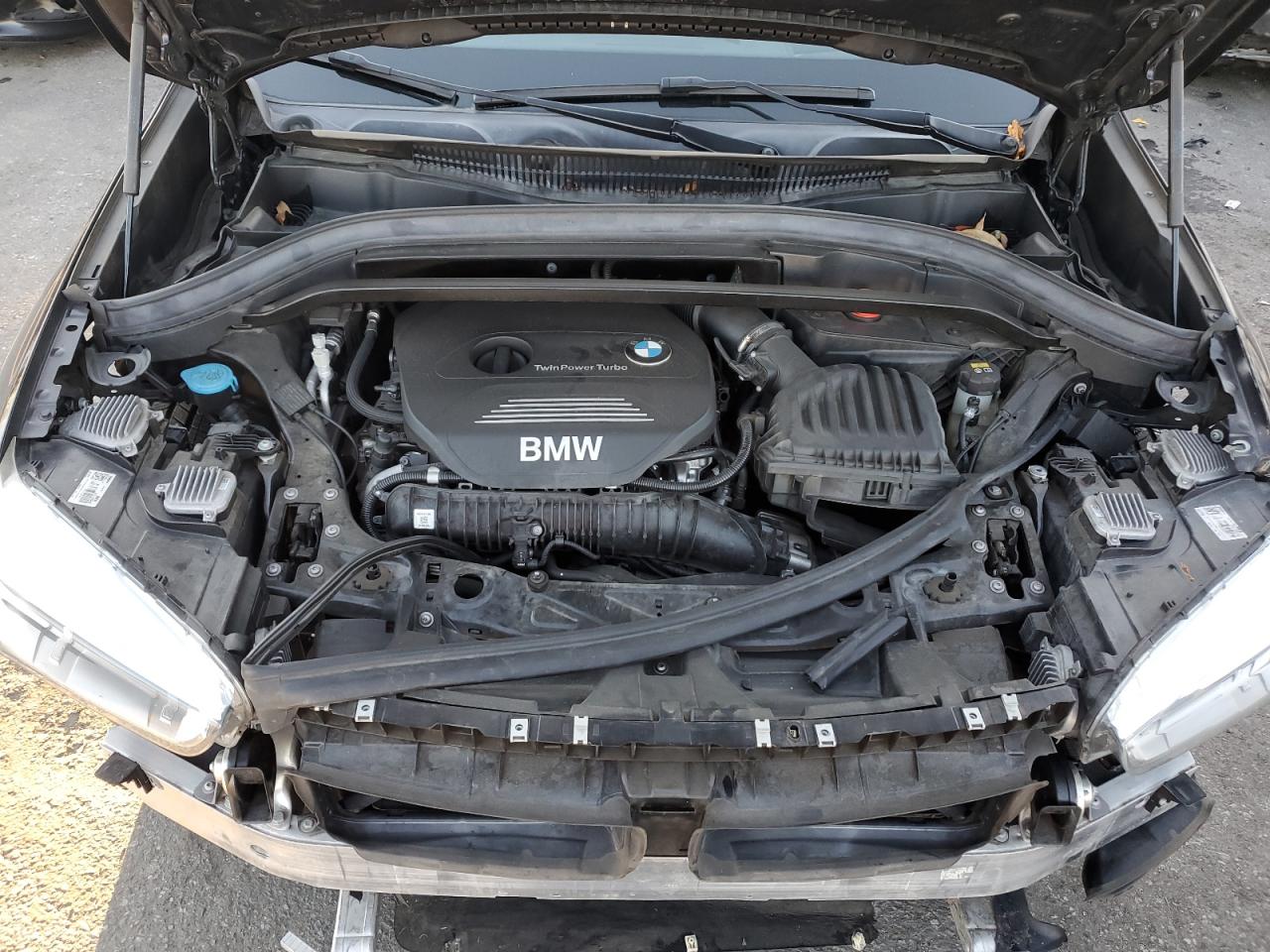 2017 BMW X1 VIN WBXHT3C3XH5F70769 Copart auction photo, front end / side damage thumbnail 14