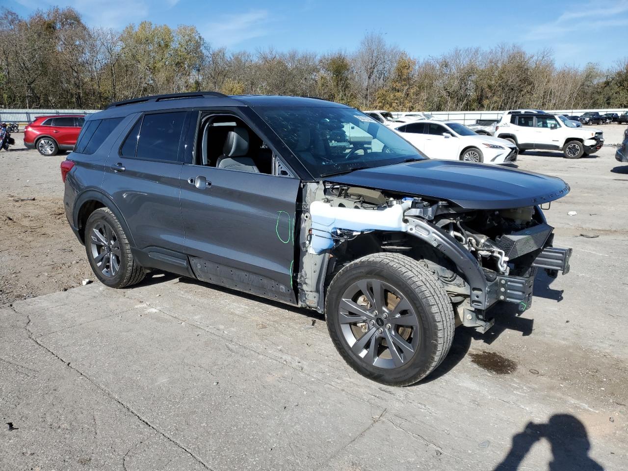 2021 Ford Explorer VIN 1FMSK8DH1MGA71234 Copart auction photo, front end / side damage thumbnail 4