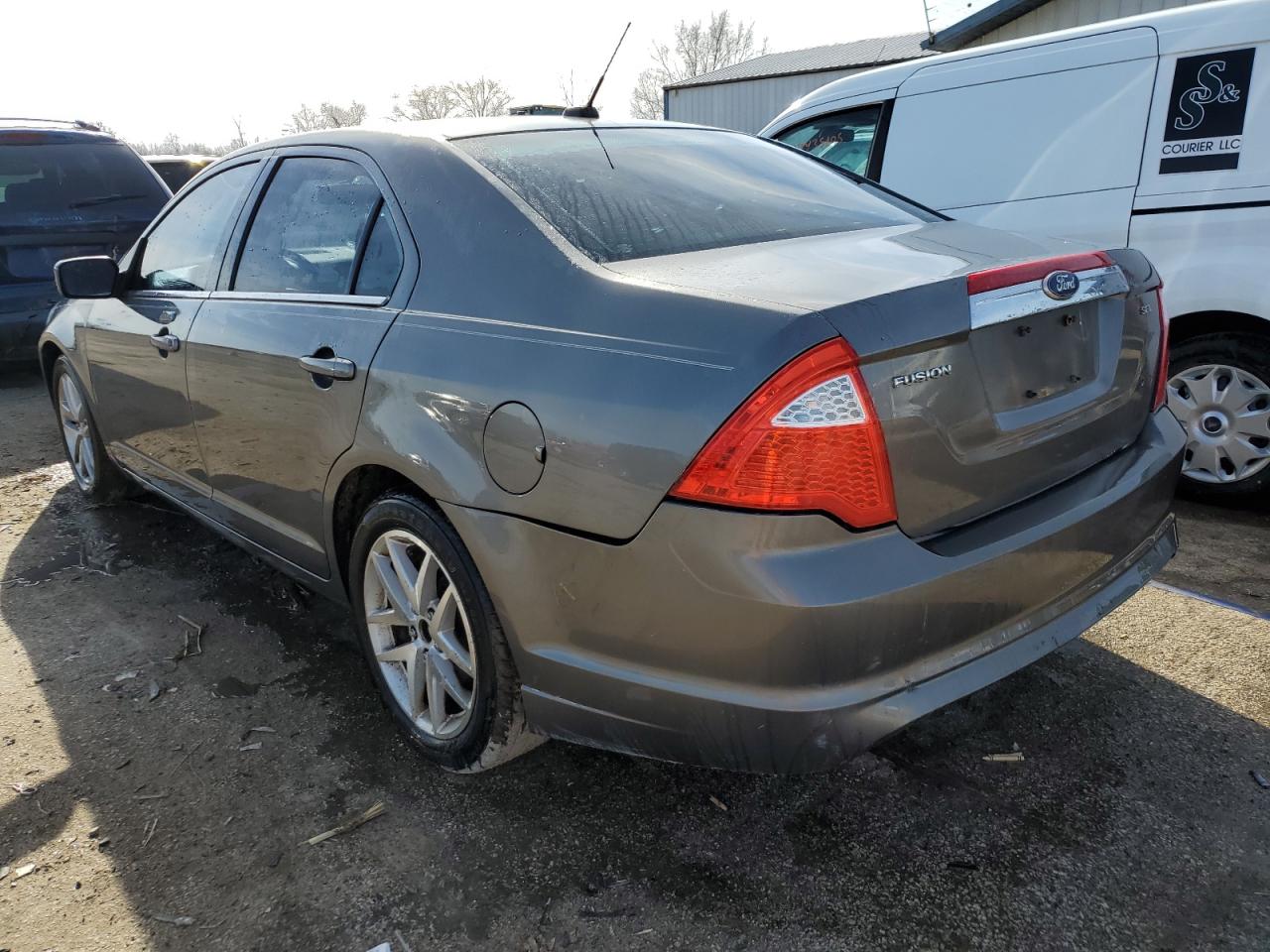 2010 Ford Fusion VIN 3FAHP0JA7AR318078 Copart auction photo, front end / rear end damage thumbnail 2