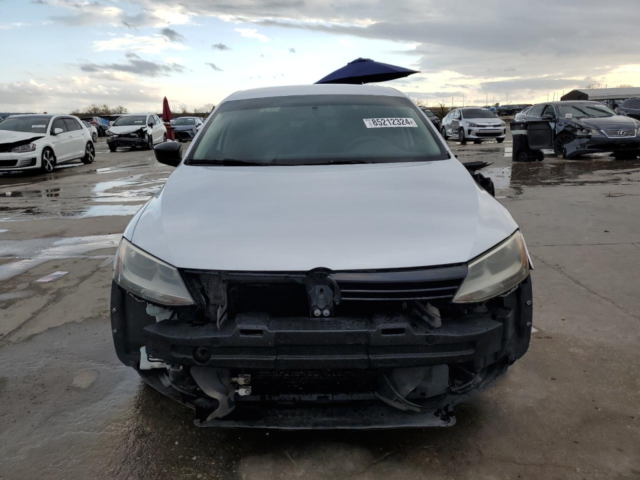 2014 Volkswagen Jetta VIN 3VW2K7AJ0EM311044 Copart auction photo, side / front end damage thumbnail 5