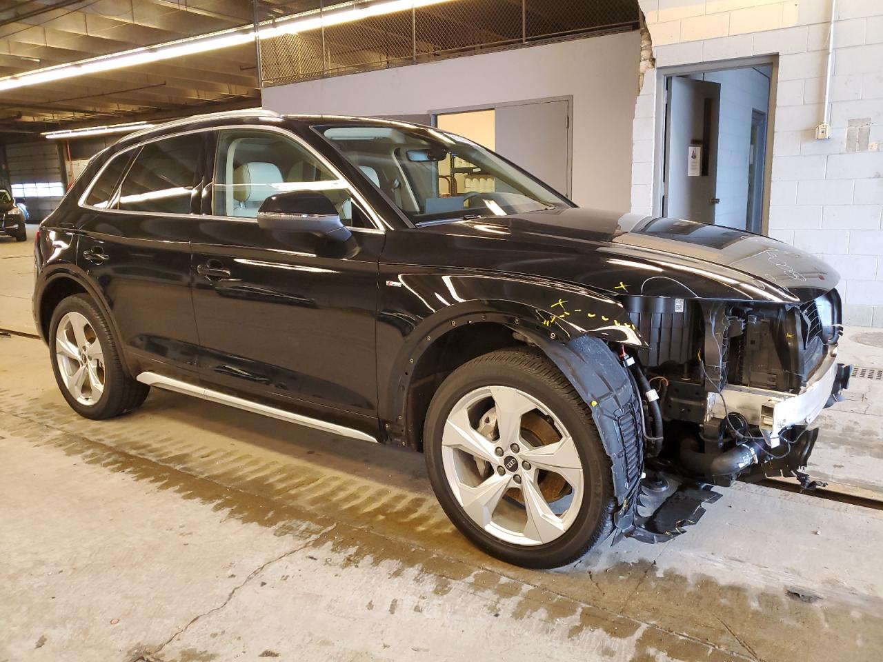 2023 Audi Q5 VIN WA1FAAFY2P2151957 Copart auction photo, front end damage thumbnail 4