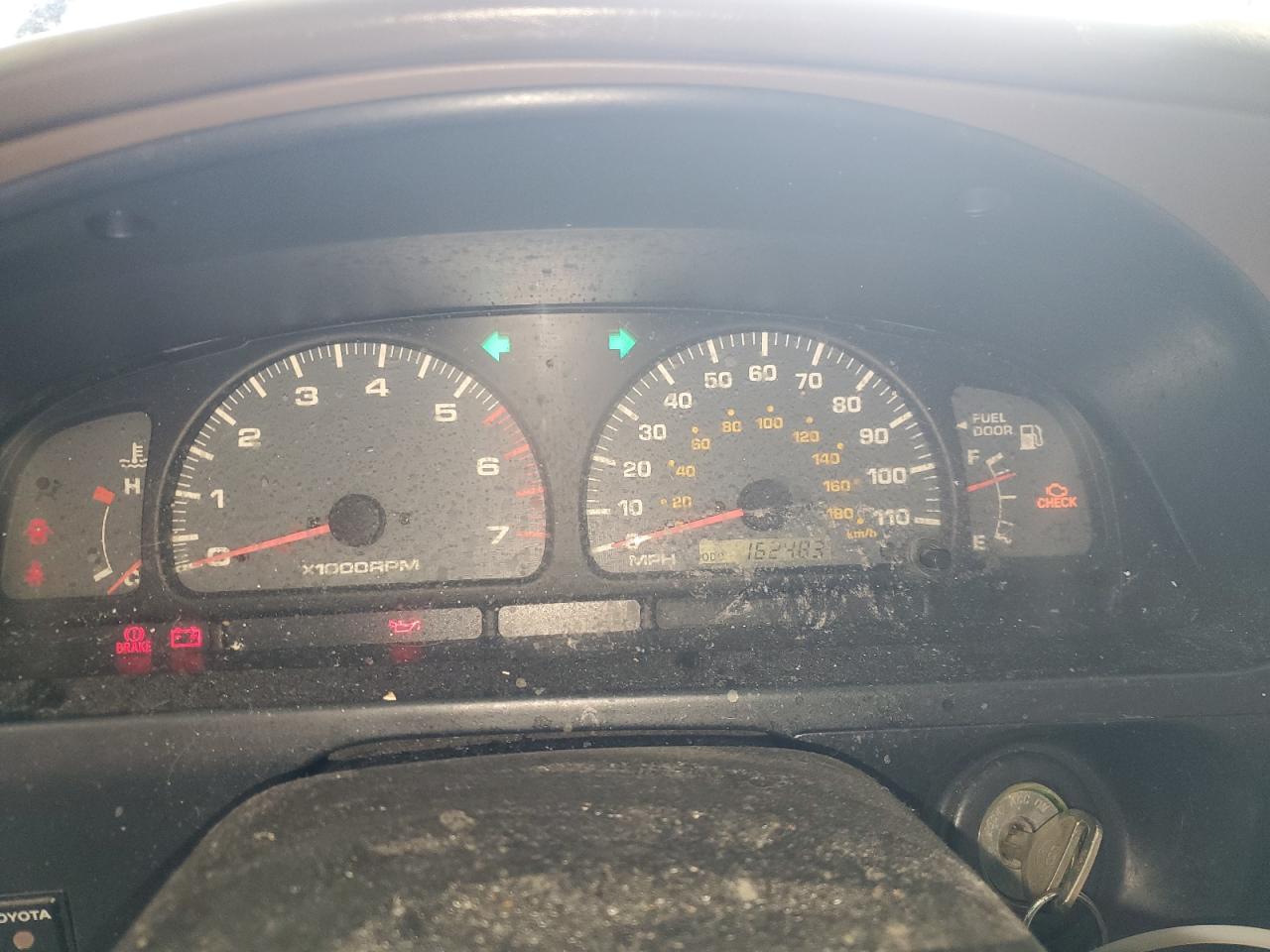 2000 Toyota 4Runner VIN JT3HN86R0Y0266305 Copart auction photo, front end damage thumbnail 9