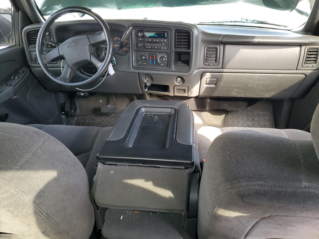 2006 Chevrolet Silverado VIN 1GCEK19B56Z146182 Copart auction photo, front end / minor dent/scratches damage thumbnail 8