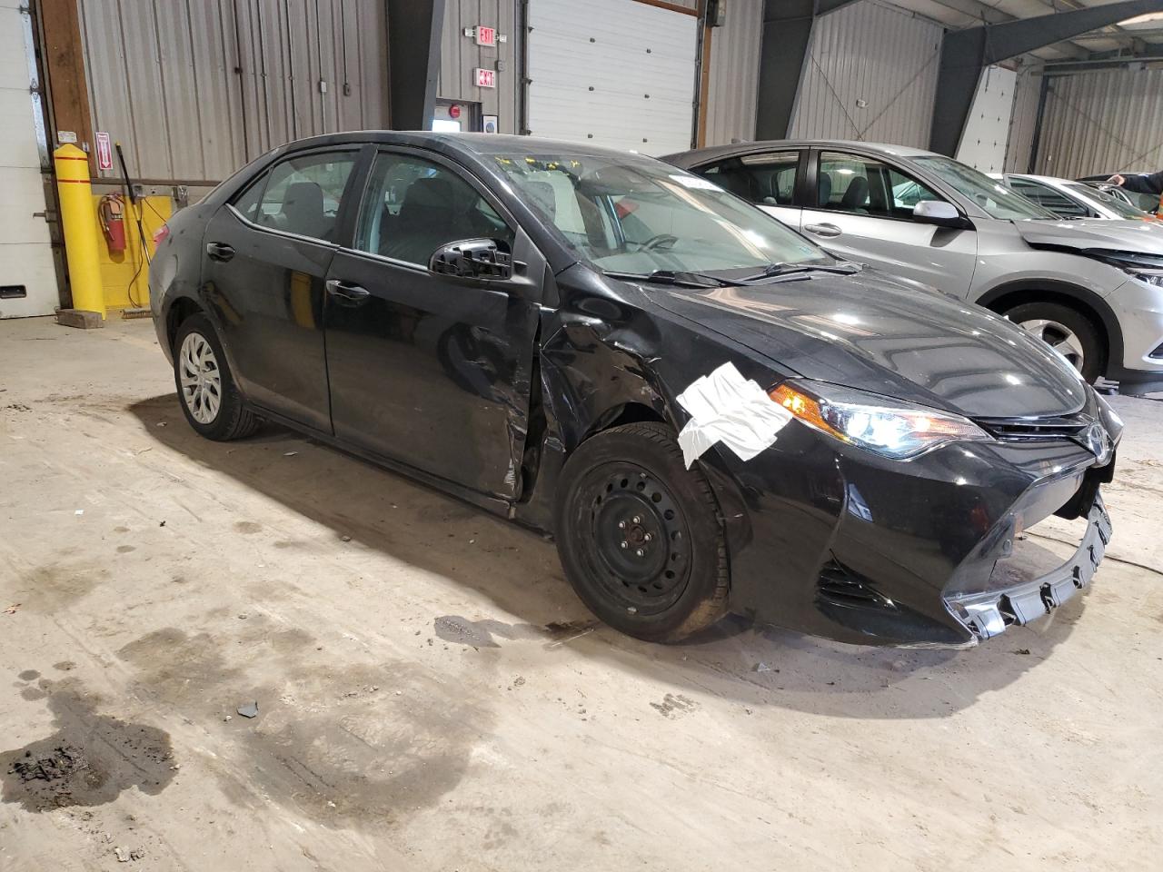 2018 Toyota Corolla VIN 2T1BURHE3JC972801 Copart auction photo, side / front end damage thumbnail 4