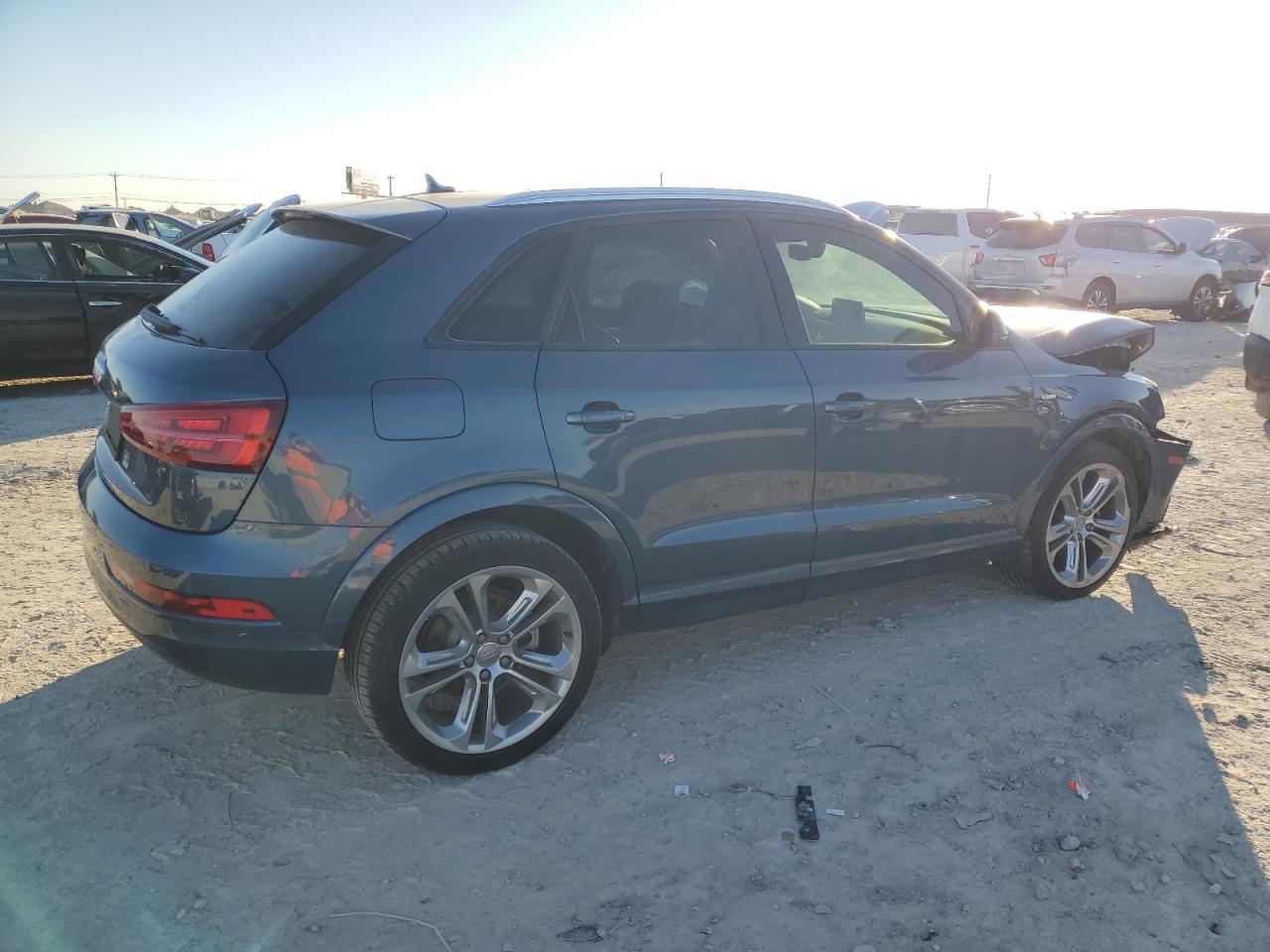 2018 Audi Q3 VIN WA1BCCFS2JR014936 Copart auction photo, front end damage thumbnail 3