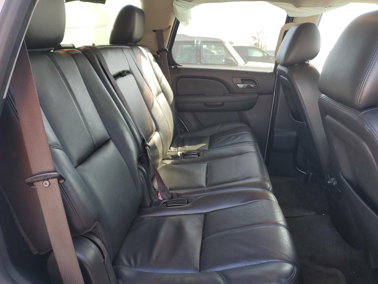 2013 Chevrolet Tahoe VIN 1GNSCBE02DR242690 Copart auction photo, front end / side damage thumbnail 12