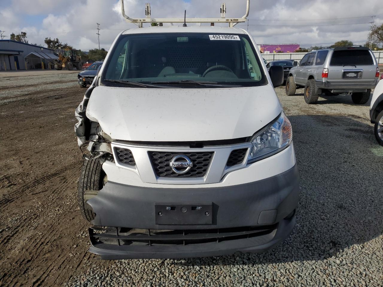 2015 Nissan NV VIN 3N6CM0KN2FK717167 Copart auction photo, front end damage thumbnail 5