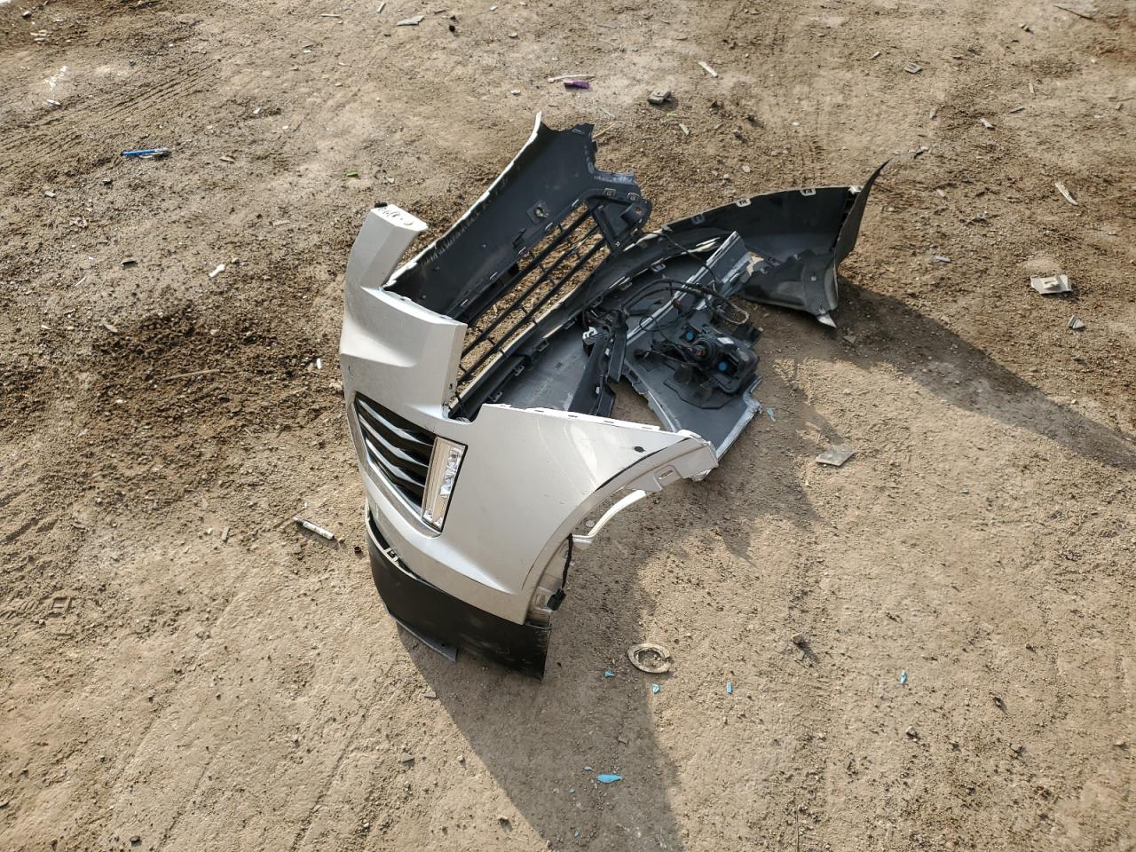 2020 Cadillac XT5 VIN 1GYKNCRS7LZ192270 Copart auction photo, front end damage thumbnail 13