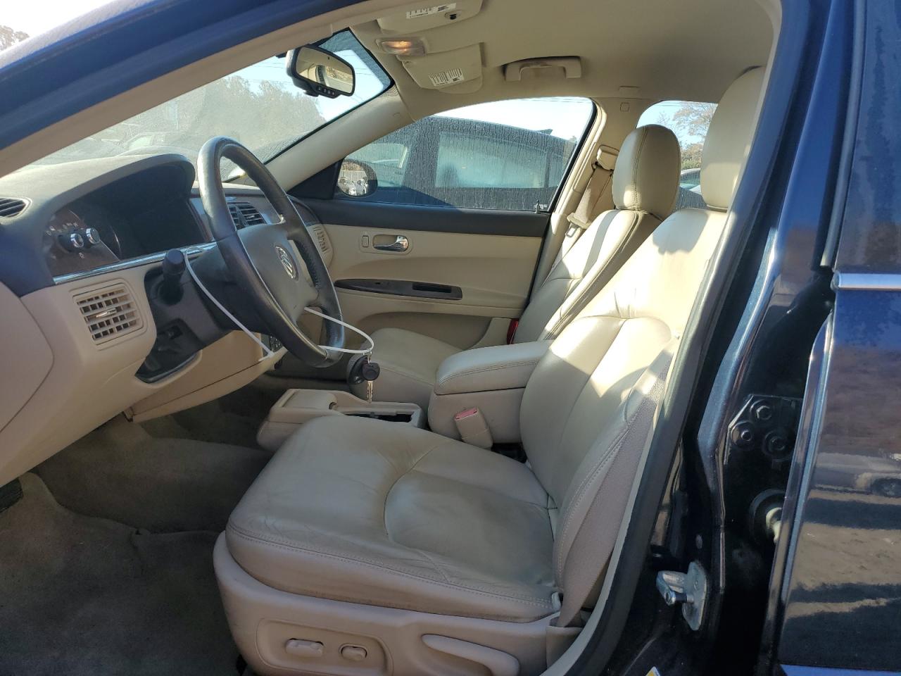 2008 Buick LaCrosse VIN 2G4WD582481193363 Copart auction photo, normal wear / minor dent/scratches damage thumbnail 7