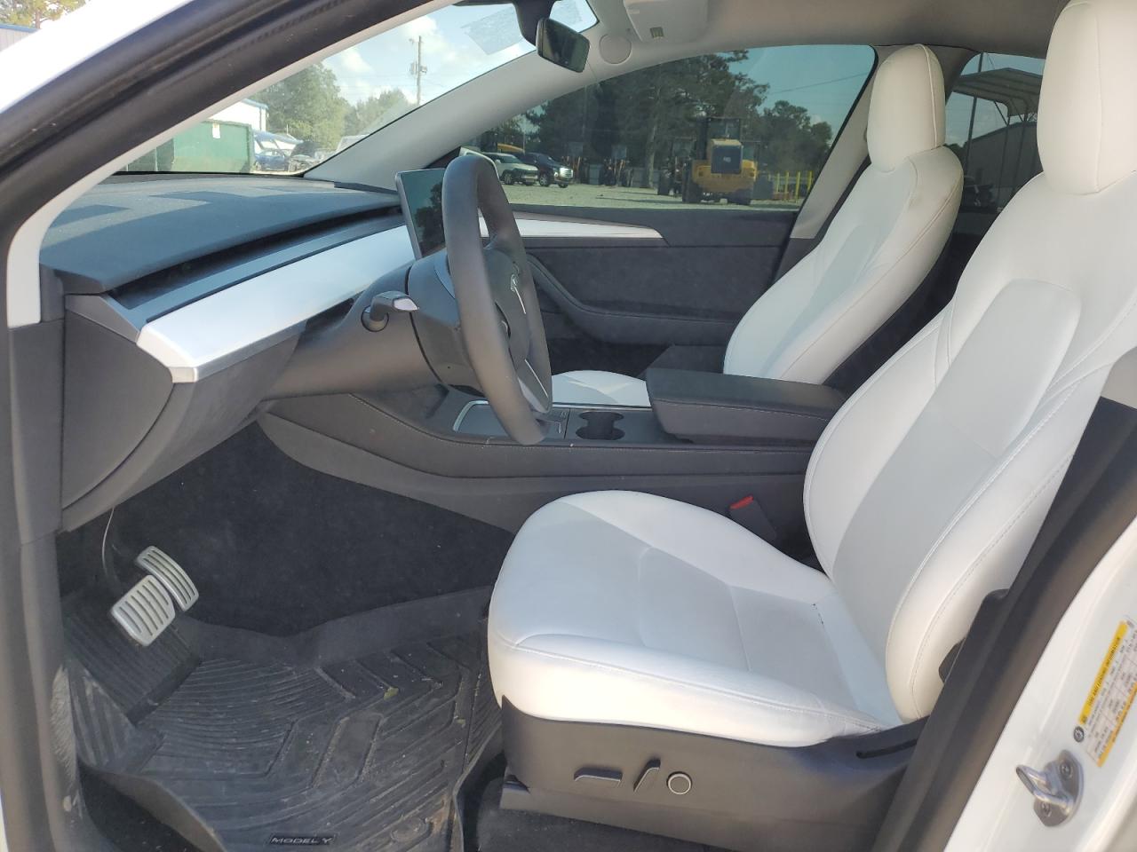 2022 Tesla Model Y VIN 7SAYGDEF8NF532014 Copart auction photo, minor dent/scratches damage thumbnail 7
