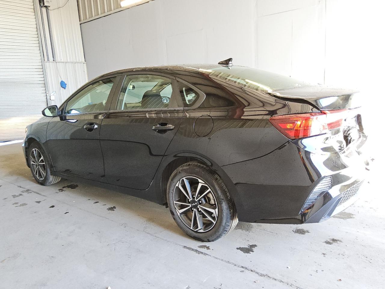 2024 KIA Forte VIN 3KPF24AD7RE724012 Copart auction photo, rear end damage thumbnail 2