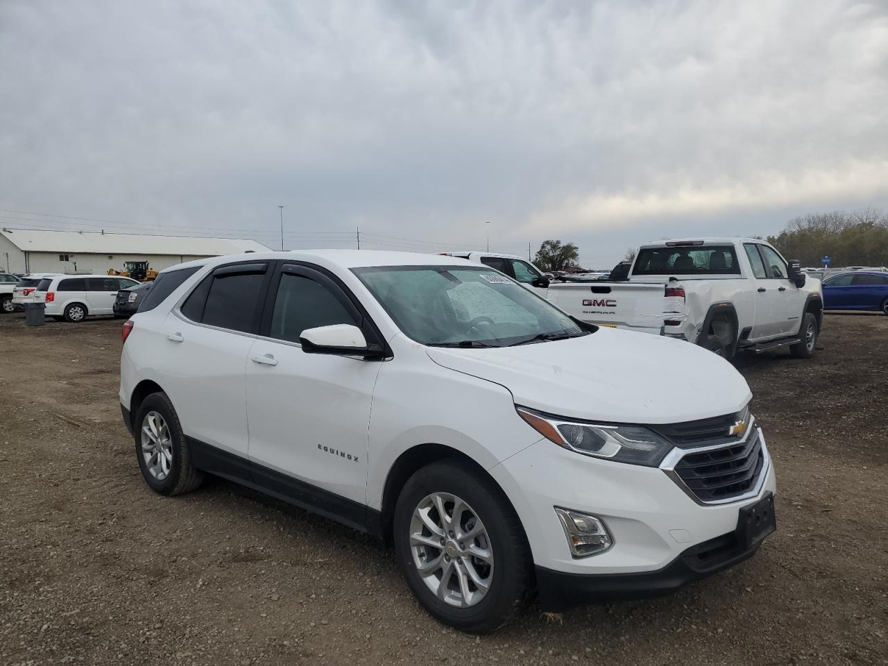 2019 Chevrolet Equinox VIN 2GNAXKEV2K6298939 Copart auction photo, front end damage thumbnail 4