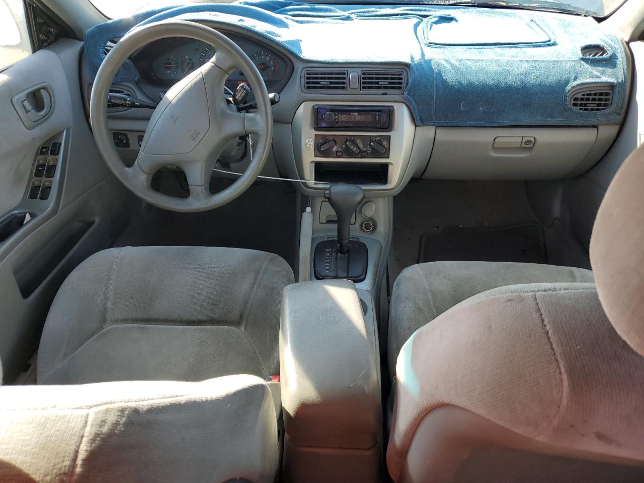 2002 Mitsubishi Galant VIN 4A3AA46G62E109465 Copart auction photo, rear end / side damage thumbnail 8