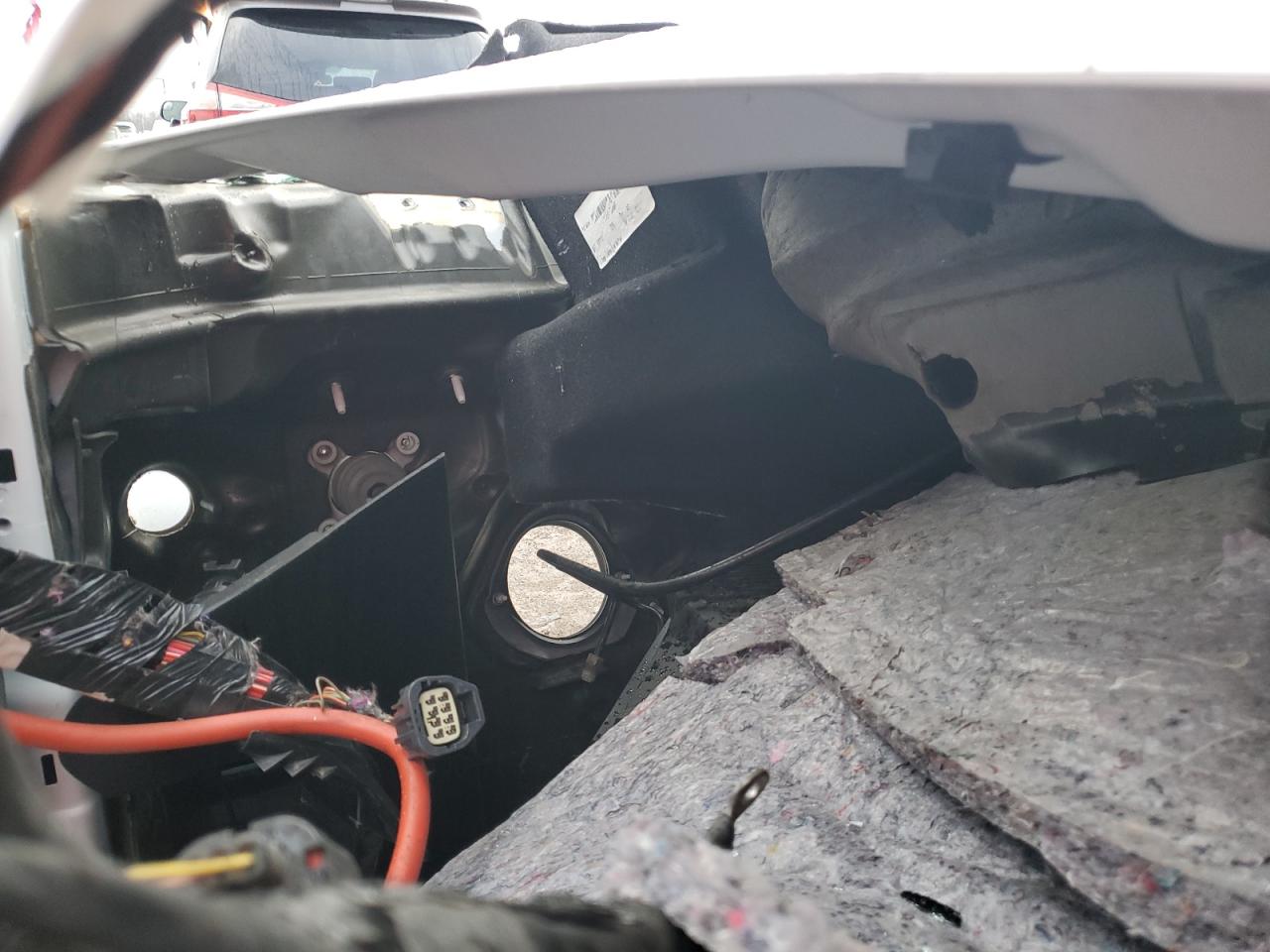 2016 Dodge Challenger VIN 2C3CDZFJ7GH288843 Copart auction photo, stripped / vandalism damage thumbnail 9