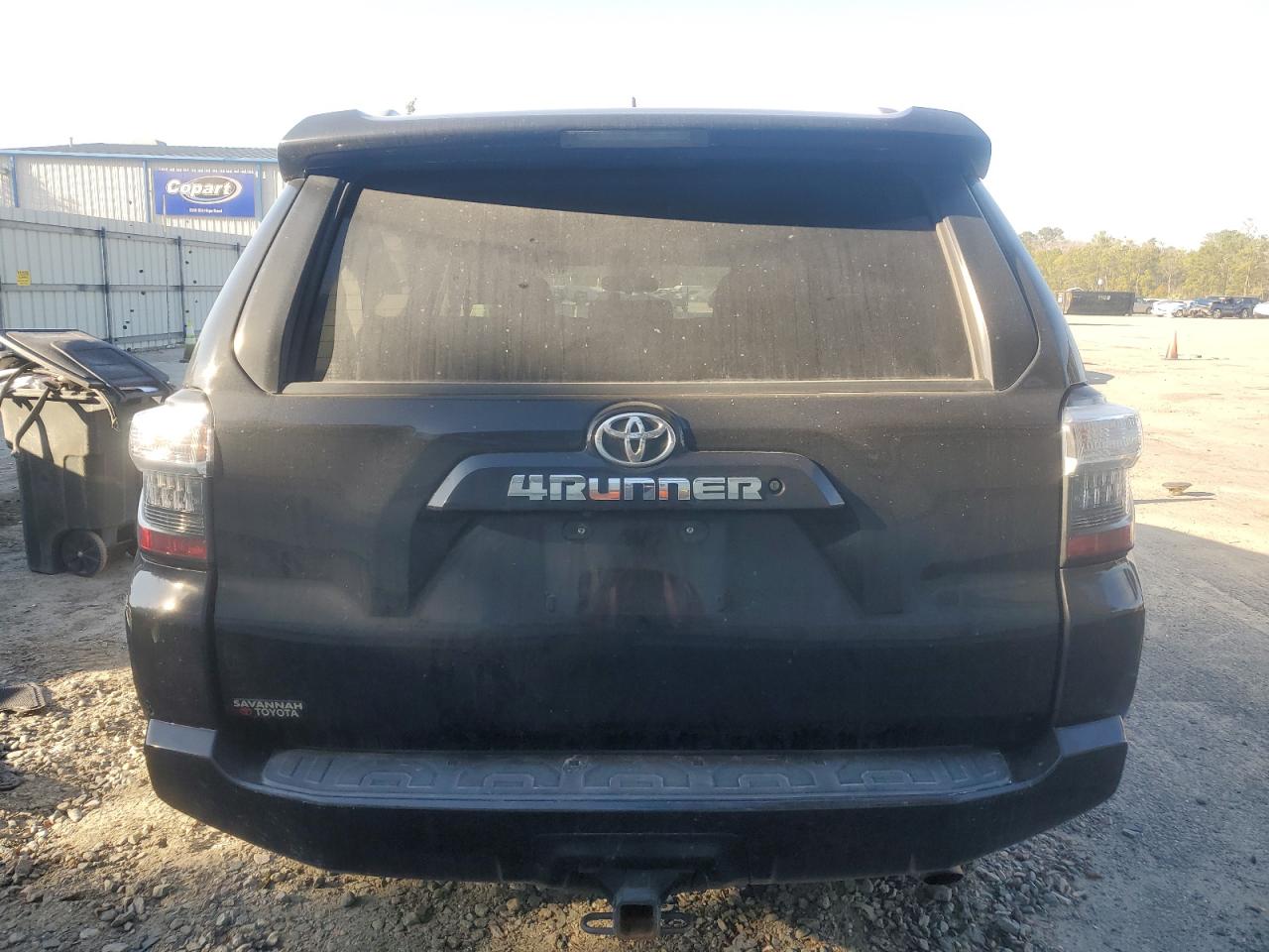 2017 Toyota 4Runner VIN JTEZU5JR9H5155212 Copart auction photo, front end / side damage thumbnail 6