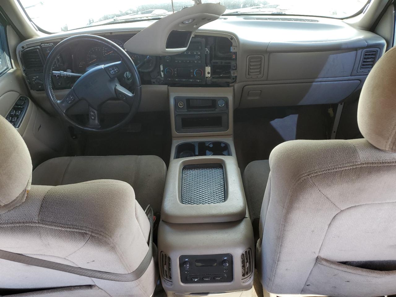 2007 GMC Sierra VIN 1GTHK23U27F197719 Copart auction photo, front end / vandalism damage thumbnail 8