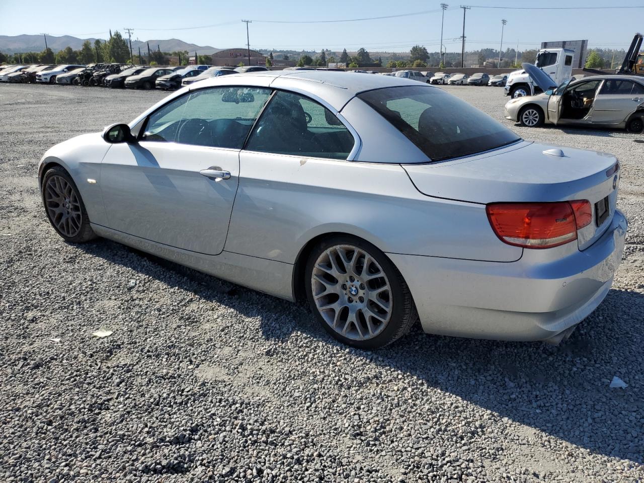 2008 BMW 3er VIN WBAWL13538PX11514 Copart auction photo, front end / rear end damage thumbnail 2