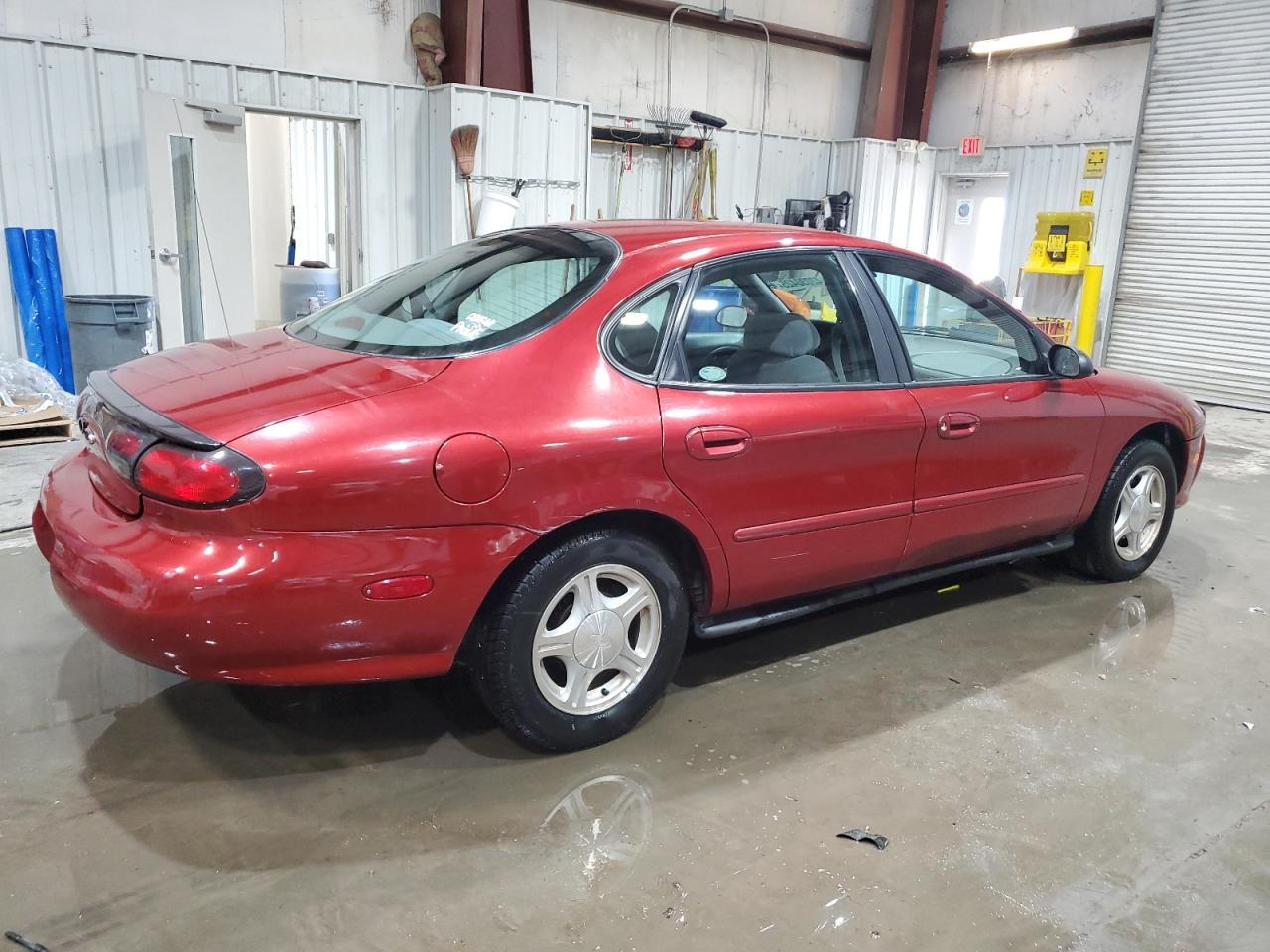 1999 Ford Taurus VIN 1FAFP53U2XA272724 Copart auction photo, front end damage thumbnail 3