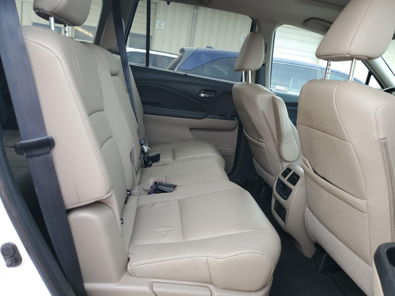 2020 Honda Pilot VIN 5FNYF6H56LB052548 Copart auction photo, front end damage thumbnail 11