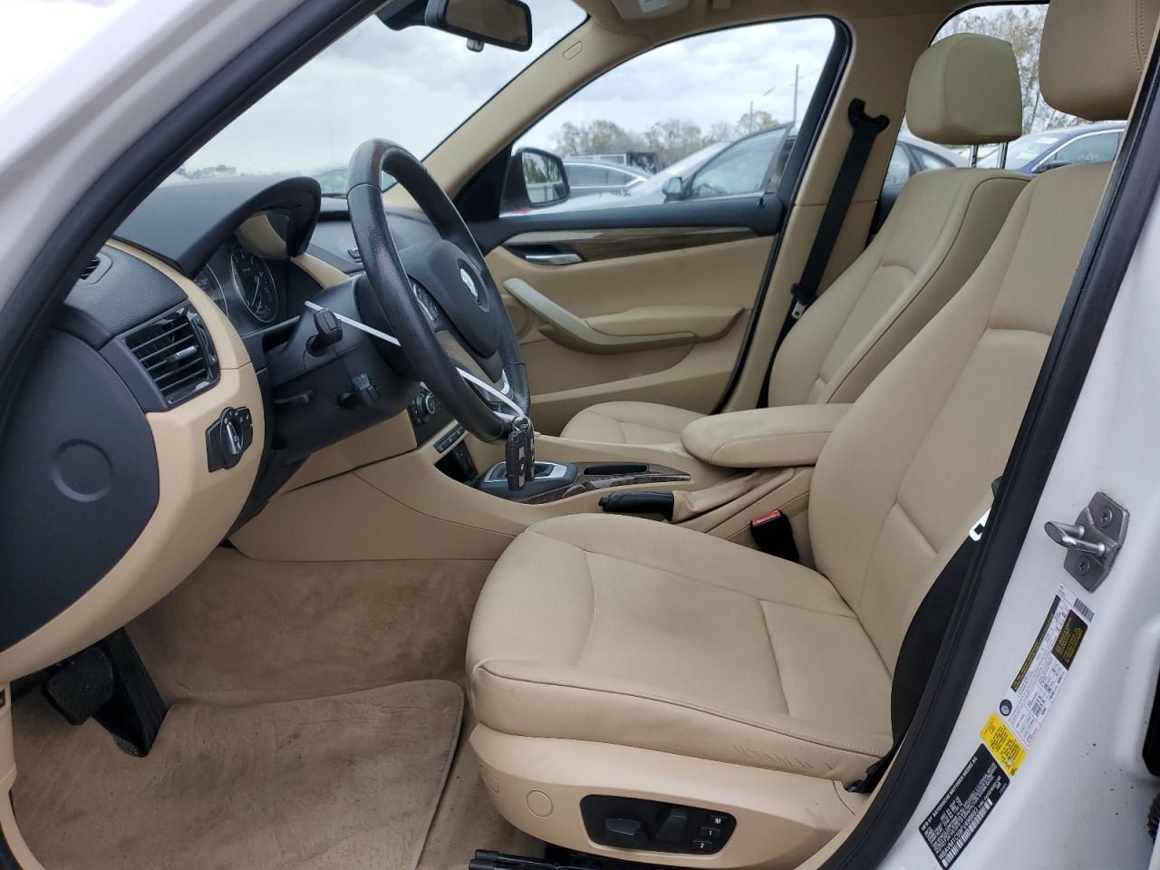 2015 BMW X1 VIN WBAVM1C59FV498893 Copart auction photo, water/flood damage thumbnail 7
