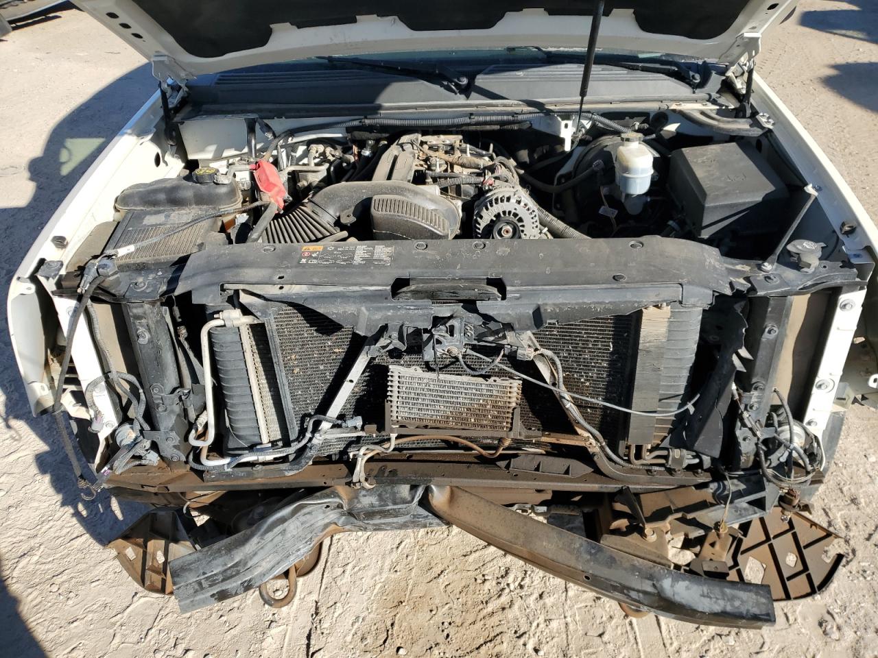 2013 GMC Yukon VIN 1GKS2EEF4DR232362 Copart auction photo, front end / minor dent/scratches damage thumbnail 12