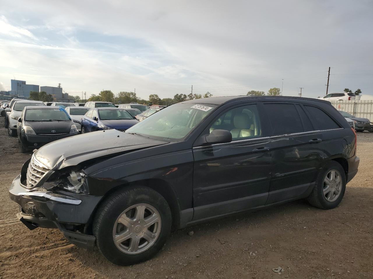 2005 Chrysler Pacifica VIN 2C4GM684X5R654711