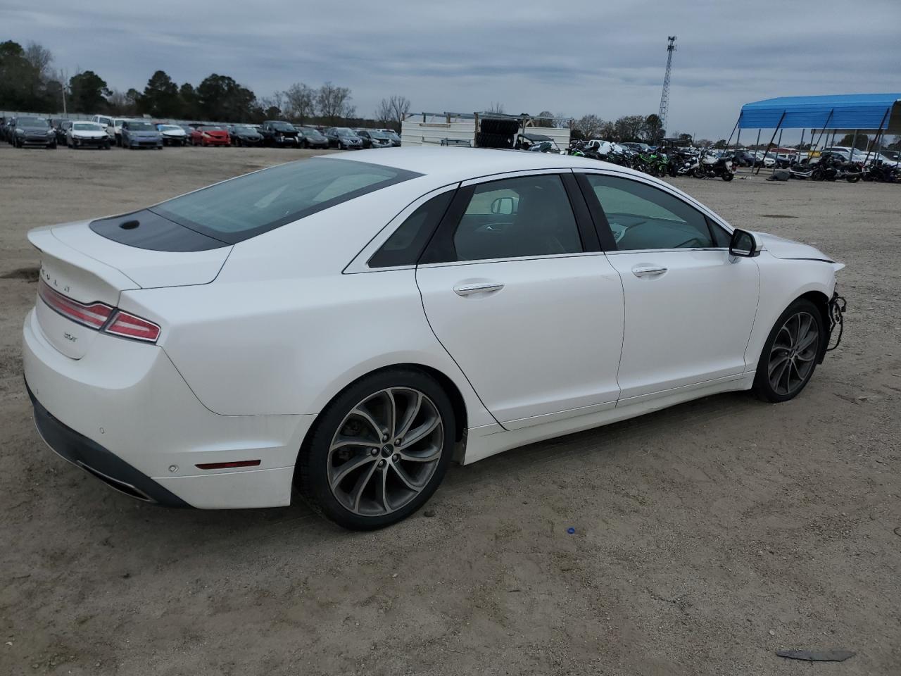 2020 Lincoln MKZ VIN 3LN6L5EC3LR605731 Copart auction photo, front end damage thumbnail 3