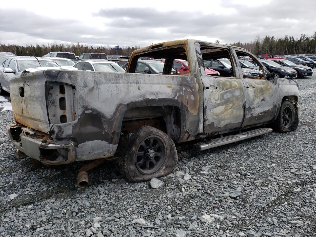 2015 Chevrolet Silverado VIN 3GCUKSEC4FG161207 Copart auction photo, burn damage thumbnail 3