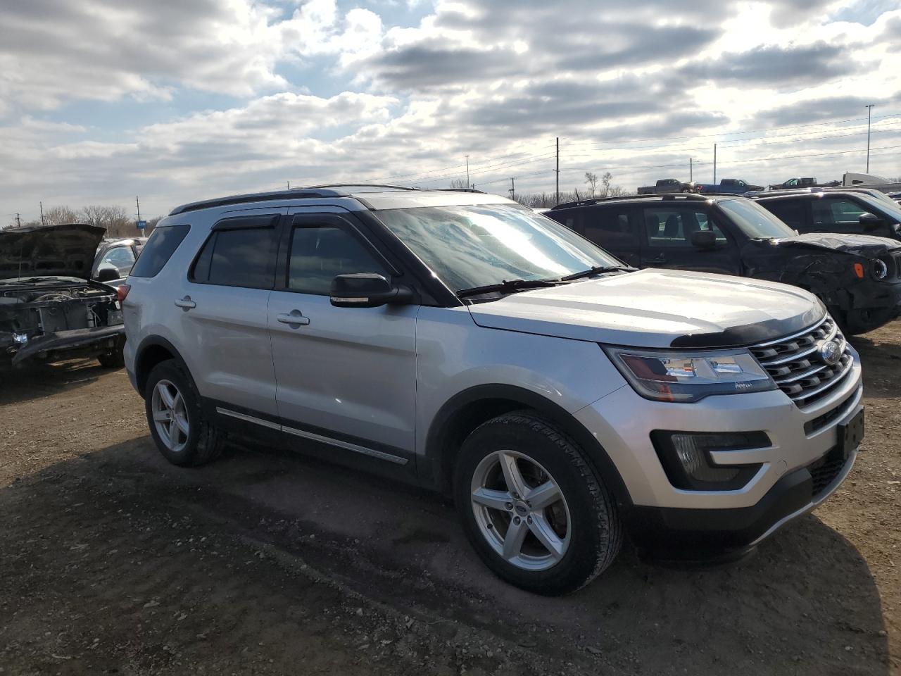 2016 Ford Explorer VIN 1FM5K8D87GGB50621 Copart auction photo, rear end damage thumbnail 4