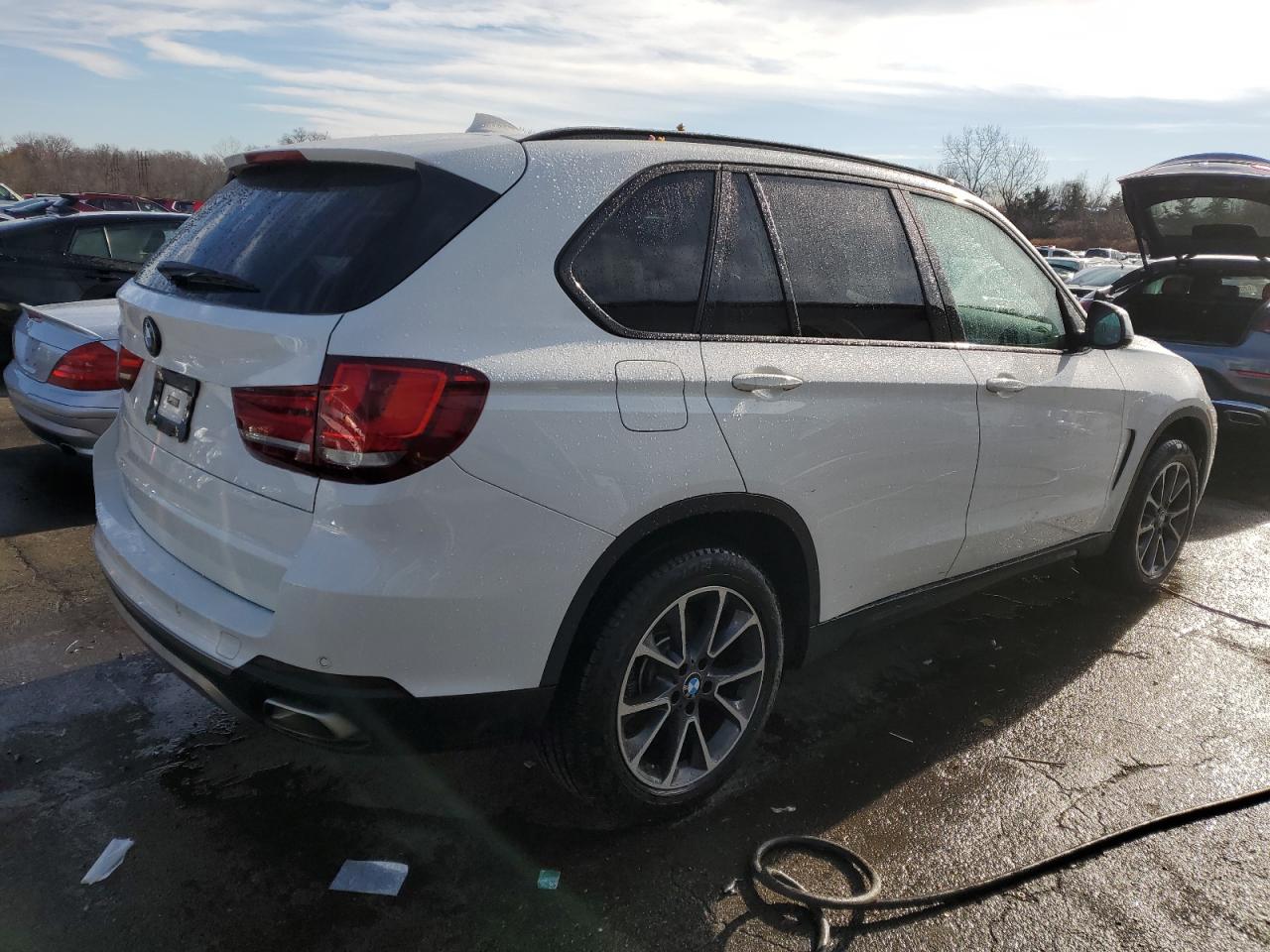 2018 BMW X5 VIN 5UXKR0C51JL075536 Copart auction photo, water/flood damage thumbnail 3