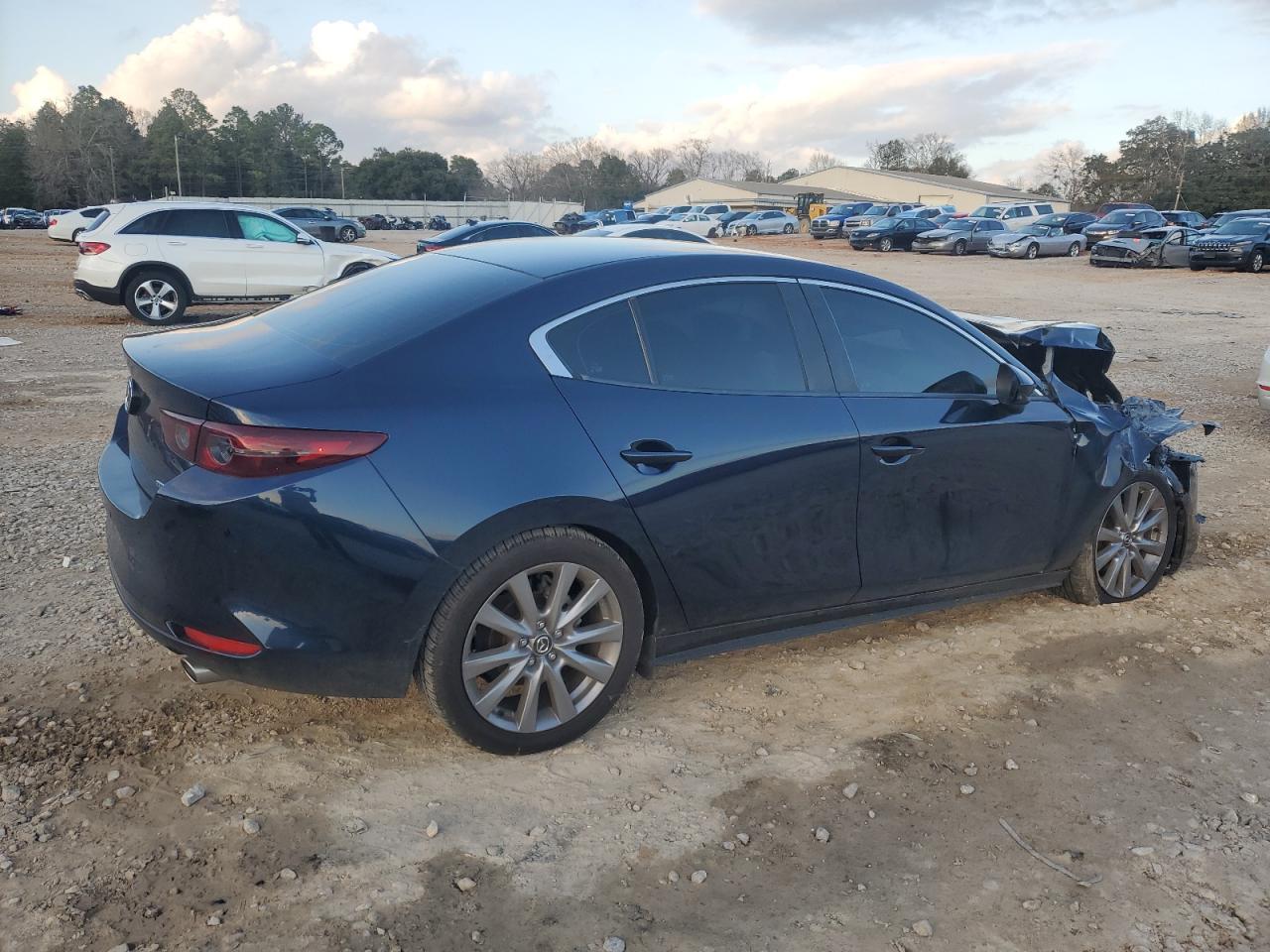 2021 Mazda 3 VIN 3MZBPABL7MM252264 Copart auction photo, front end damage thumbnail 3