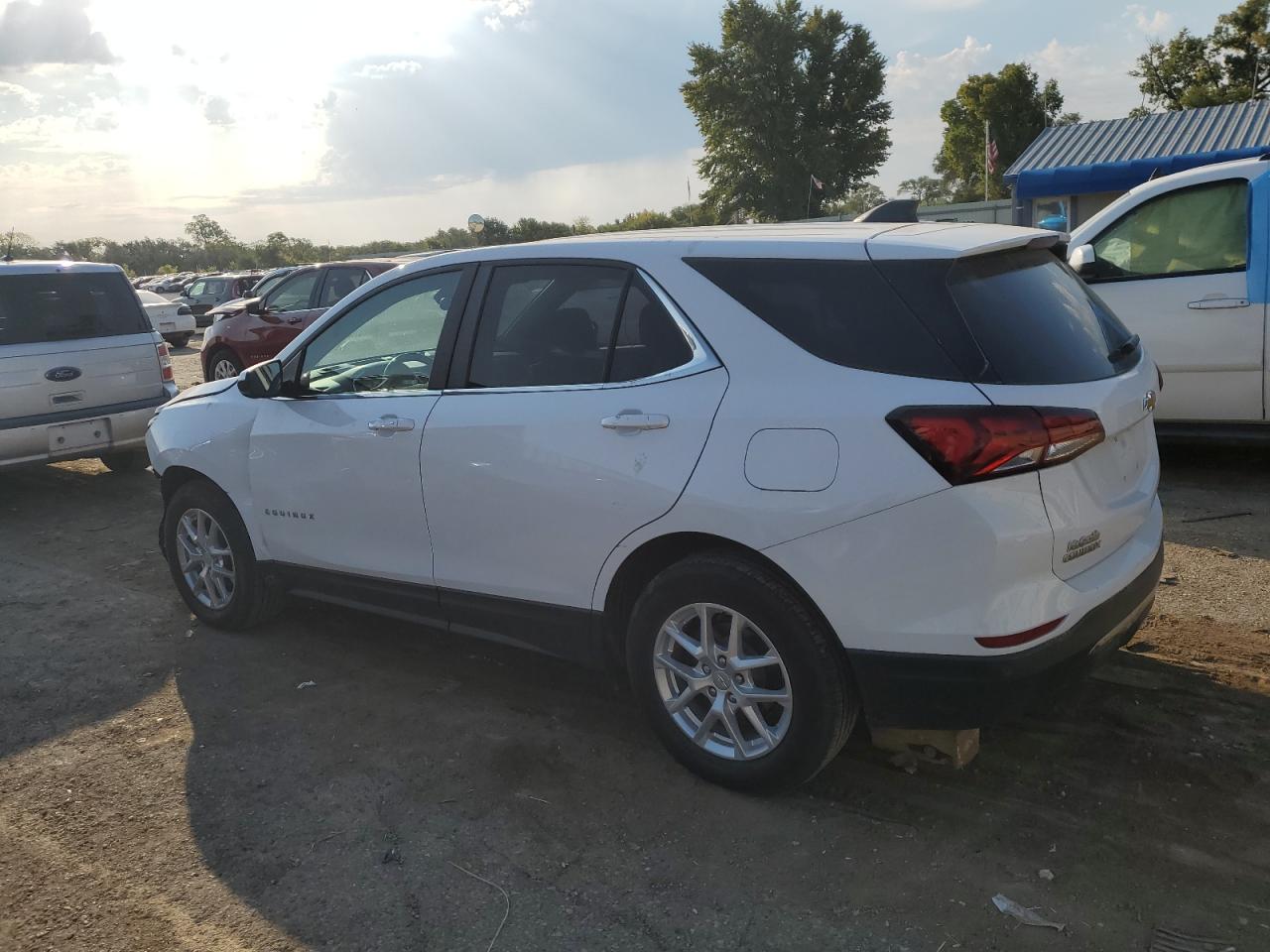 2022 Chevrolet Equinox VIN 3GNAXKEV3NL109151 Copart auction photo, front end damage thumbnail 2