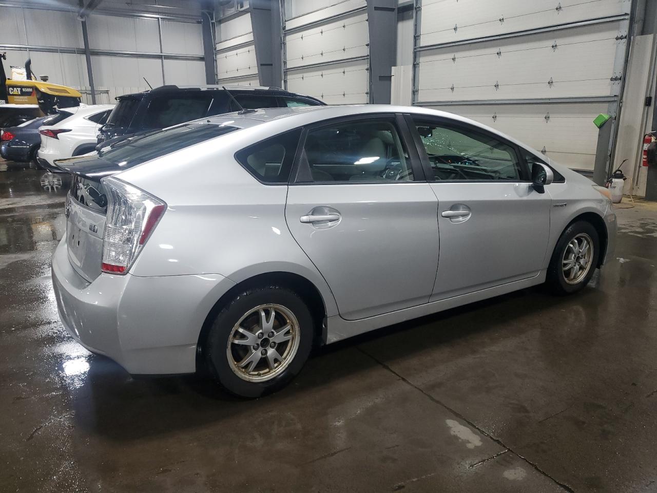 2011 Toyota Prius VIN JTDKN3DU1B5303612 Copart auction photo, side / top/roof damage thumbnail 3