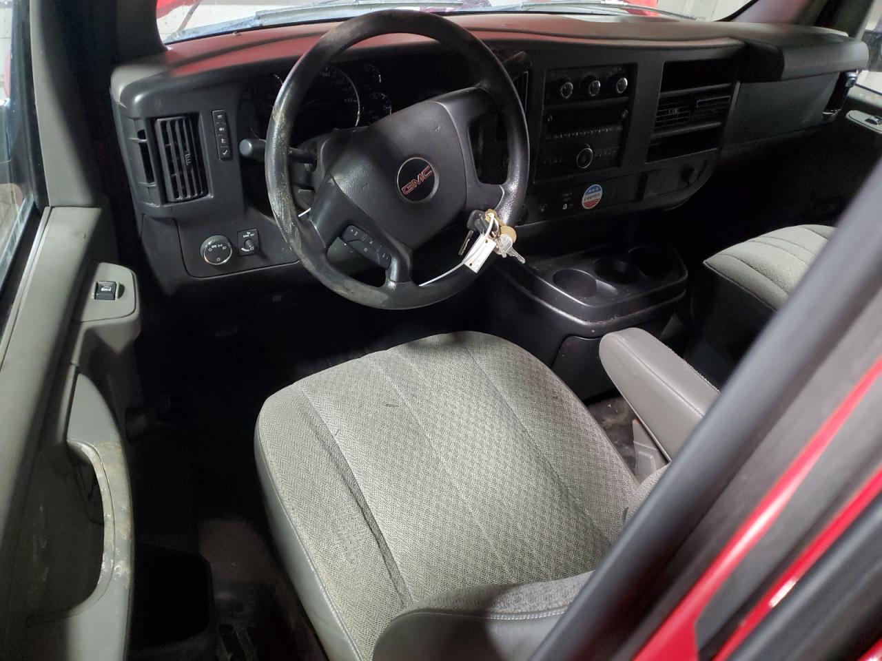 2015 GMC Savana VIN 1GTZ7TCG1F1249701 Copart auction photo, normal wear damage thumbnail 8