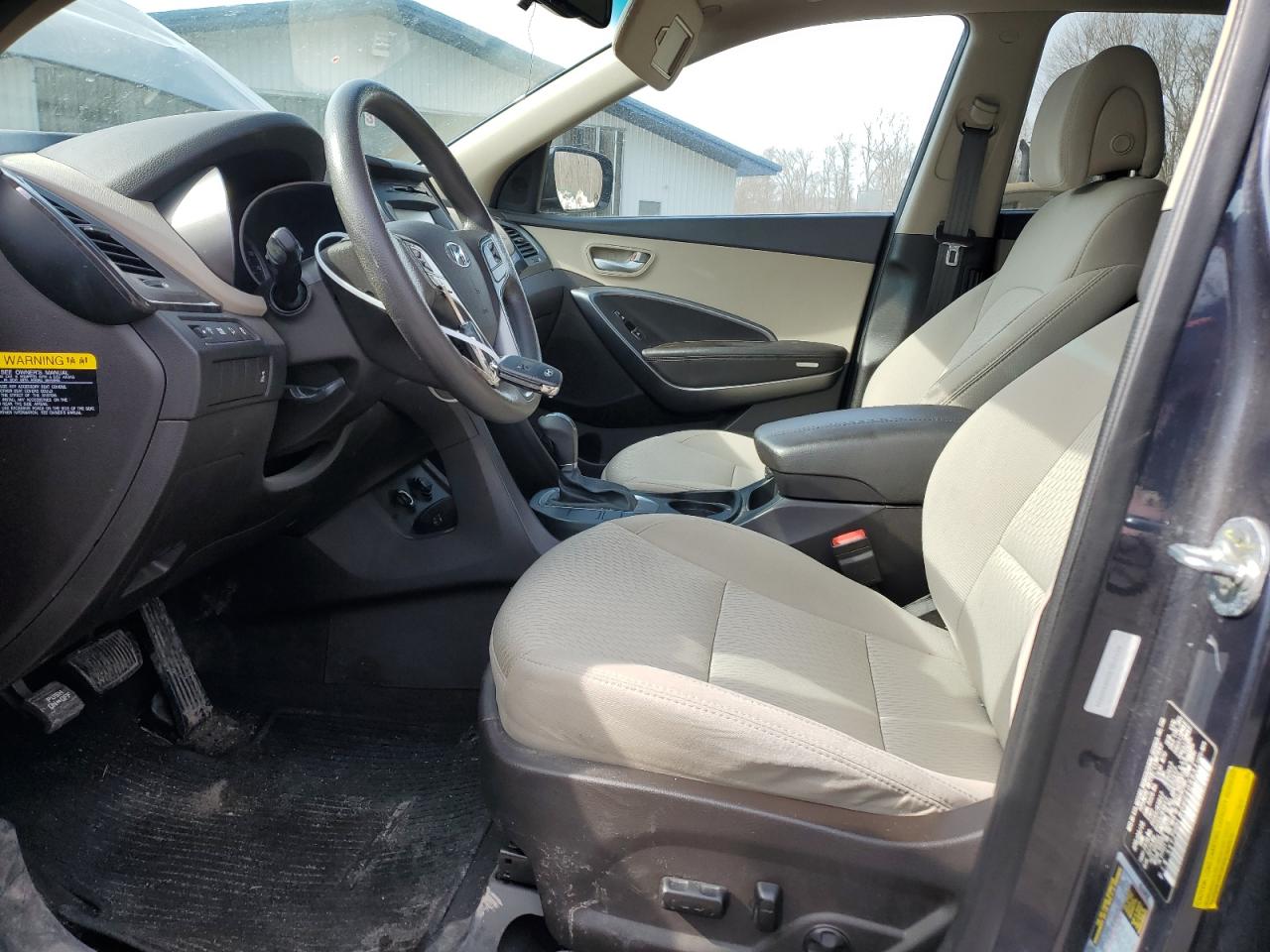 2017 Hyundai Santa Fe VIN 5XYZUDLB0HG409931 Copart auction photo, front end / minor dent/scratches damage thumbnail 7