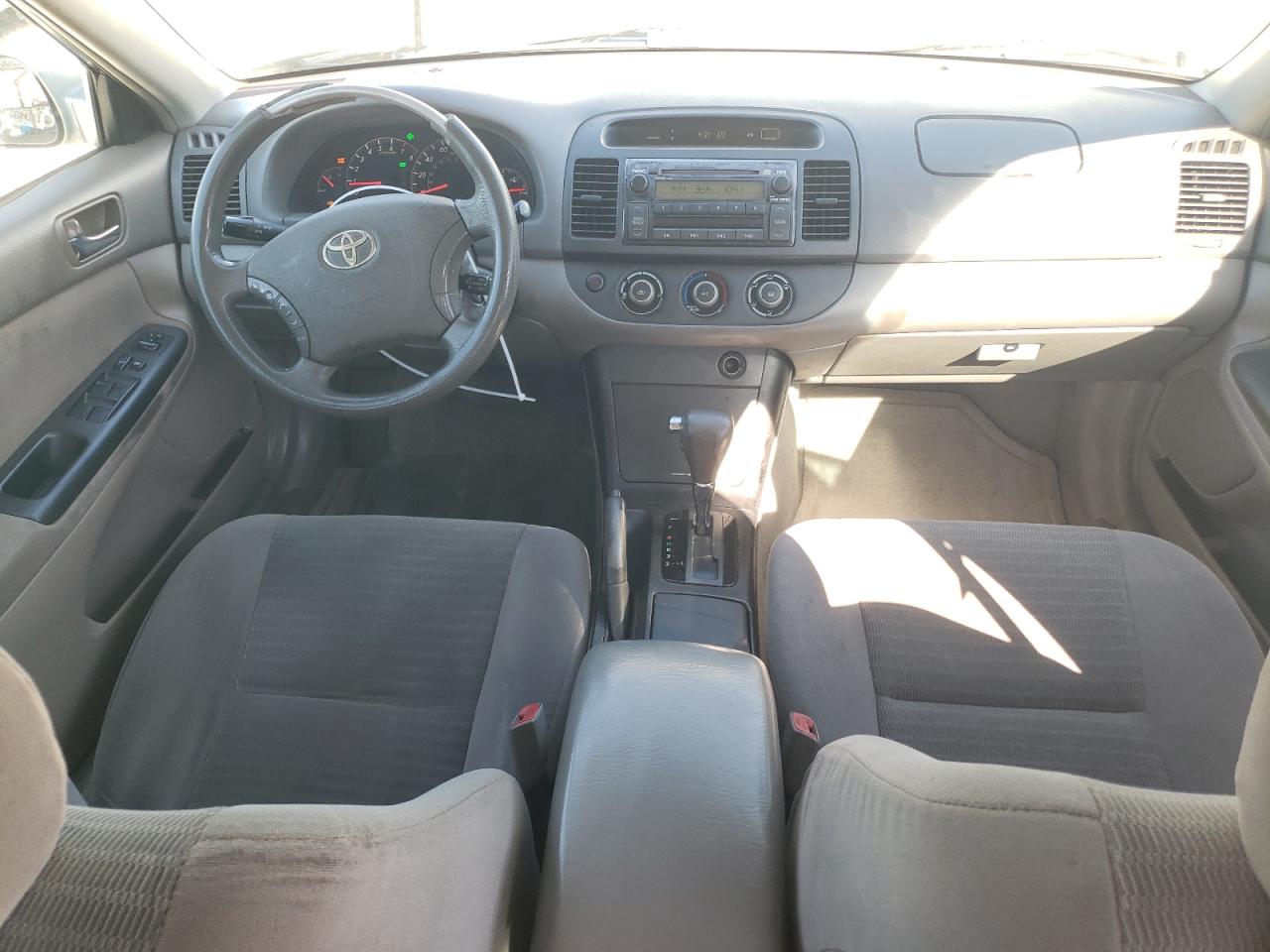 2005 Toyota Camry VIN 4T1BE32K55U983781 Copart auction photo, rear end / side damage thumbnail 8