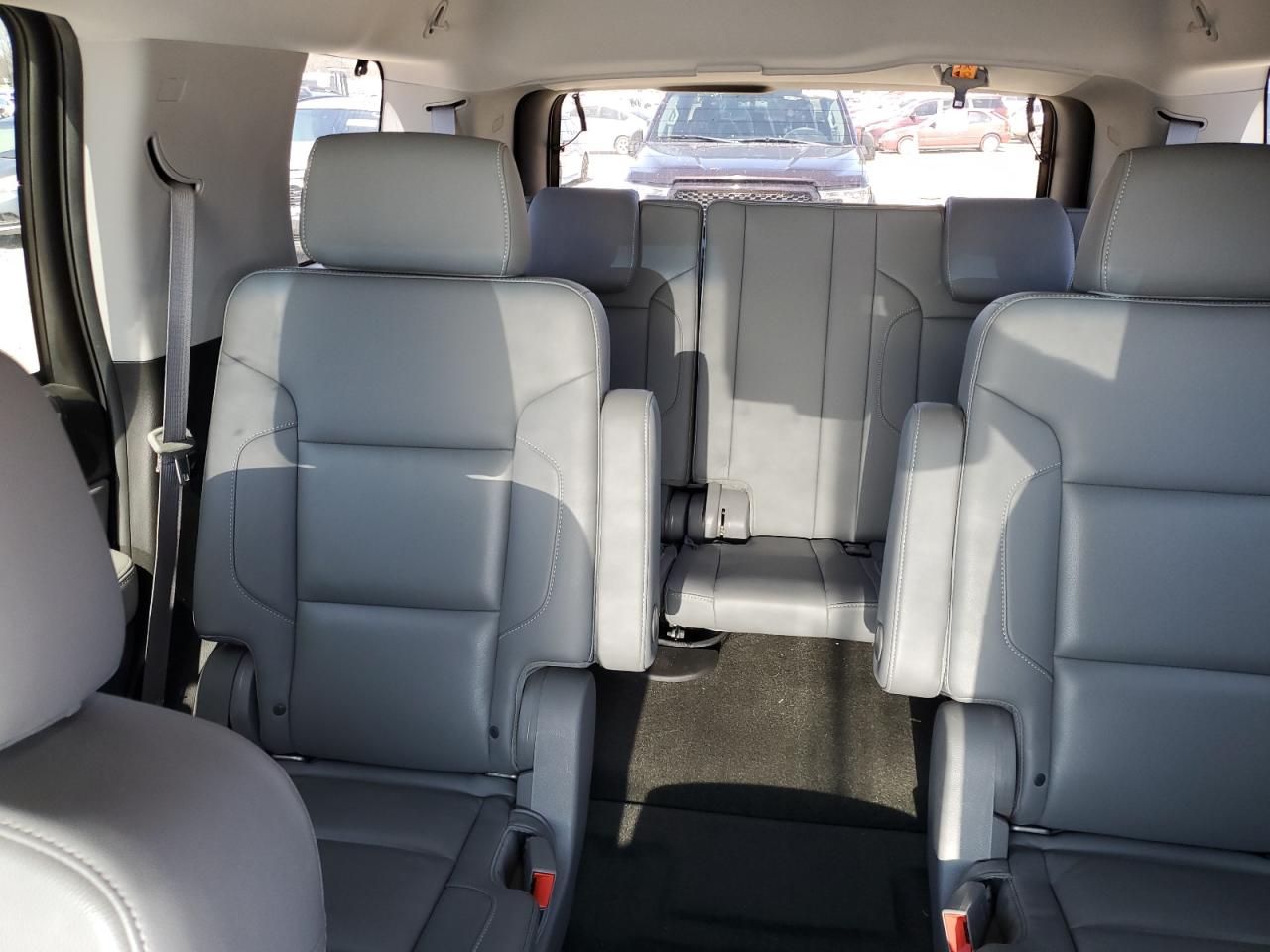 2016 Chevrolet Tahoe VIN 1GNSCBKC8GR247136 Copart auction photo, all over / minor dent/scratches damage thumbnail 10