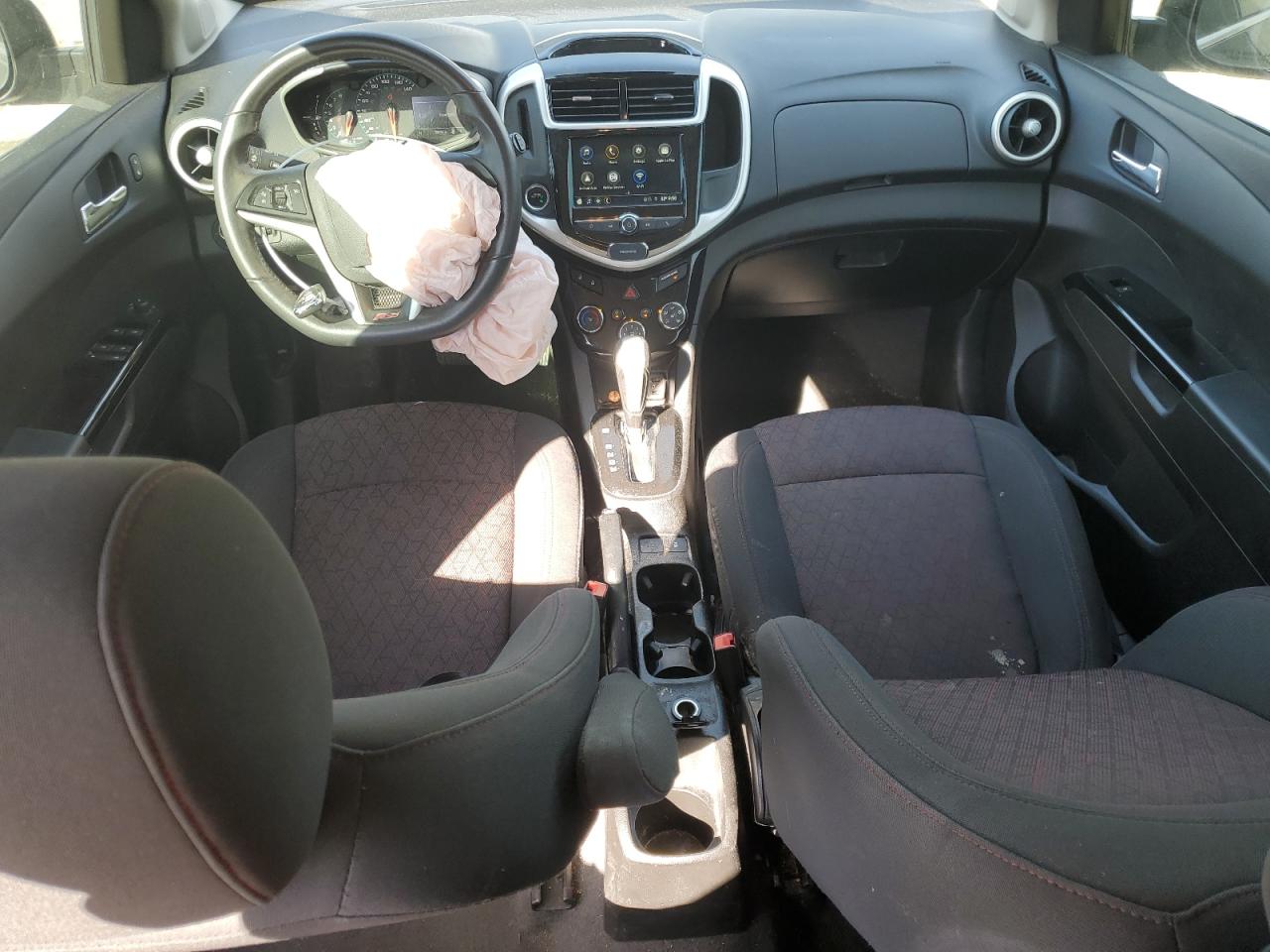 2019 Chevrolet Sonic VIN 1G1JD6SB7K4138553 Copart auction photo, front end / side damage thumbnail 8