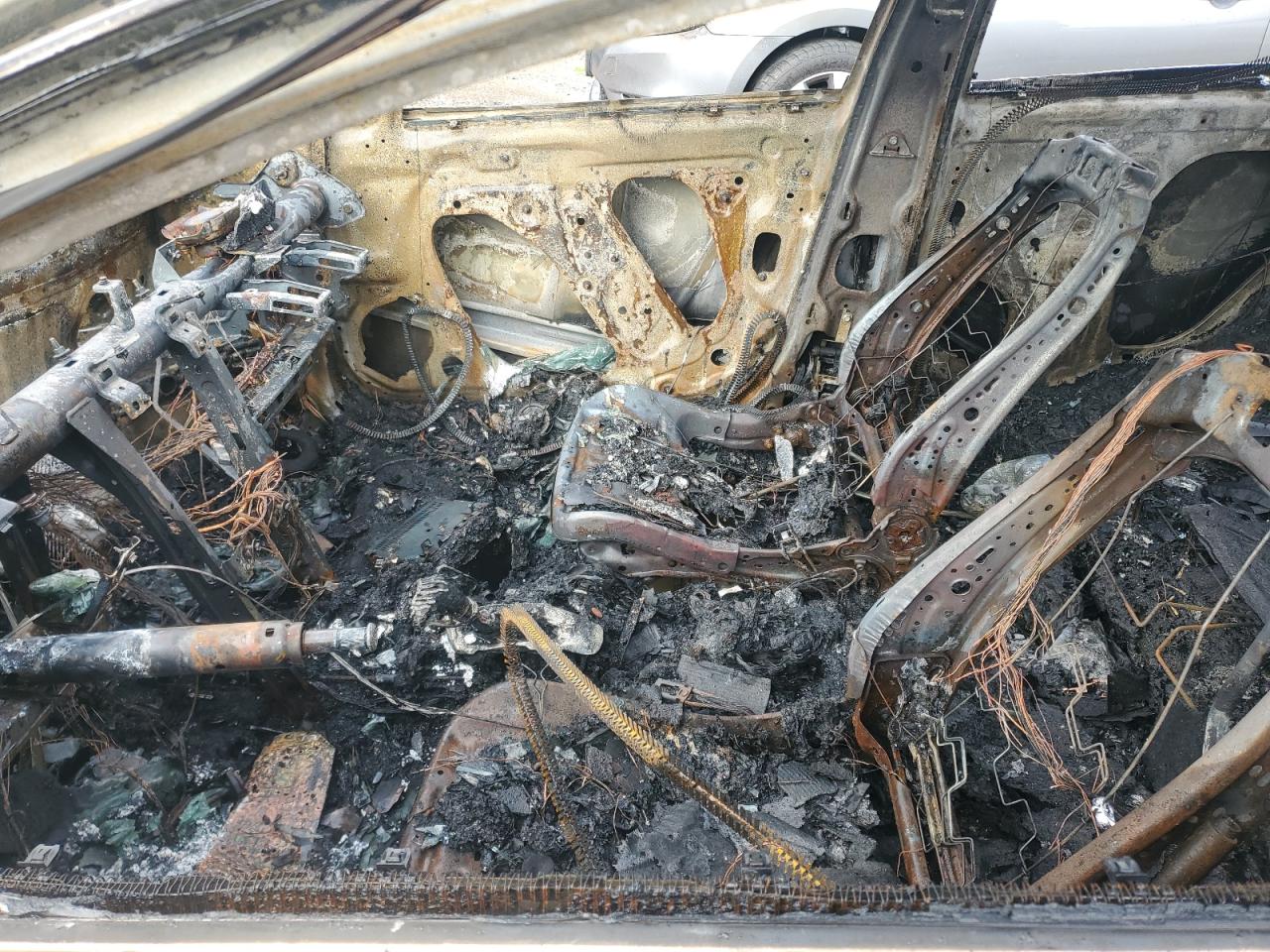 2016 Chevrolet Malibu VIN 1G1ZE5ST0GF302160 Copart auction photo, burn damage thumbnail 7