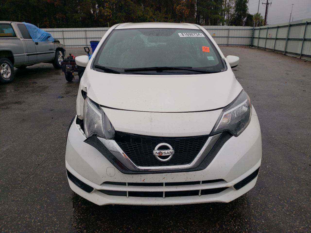 2017 Nissan Versa VIN 3N1CE2CPXHL354032 Copart auction photo, front end damage thumbnail 5