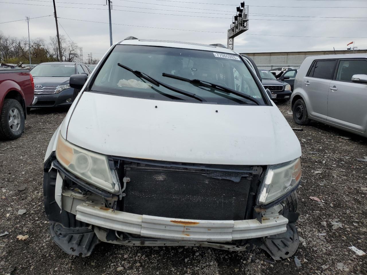2011 Honda Odyssey VIN 5FNRL5H62BB055932 Copart auction photo, all over damage thumbnail 5