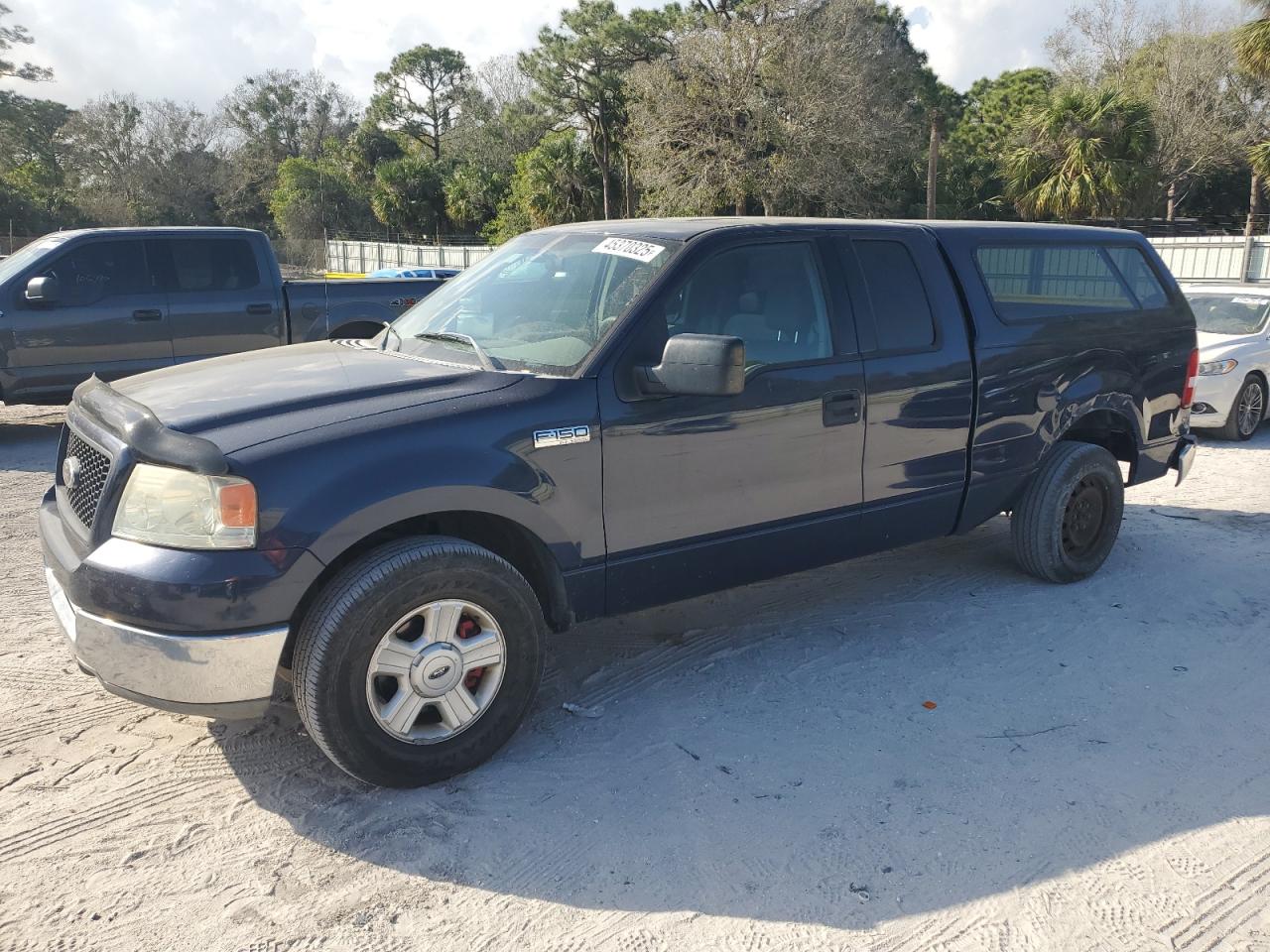 2004 Ford F-150 VIN 1FTRX12W94NB75320