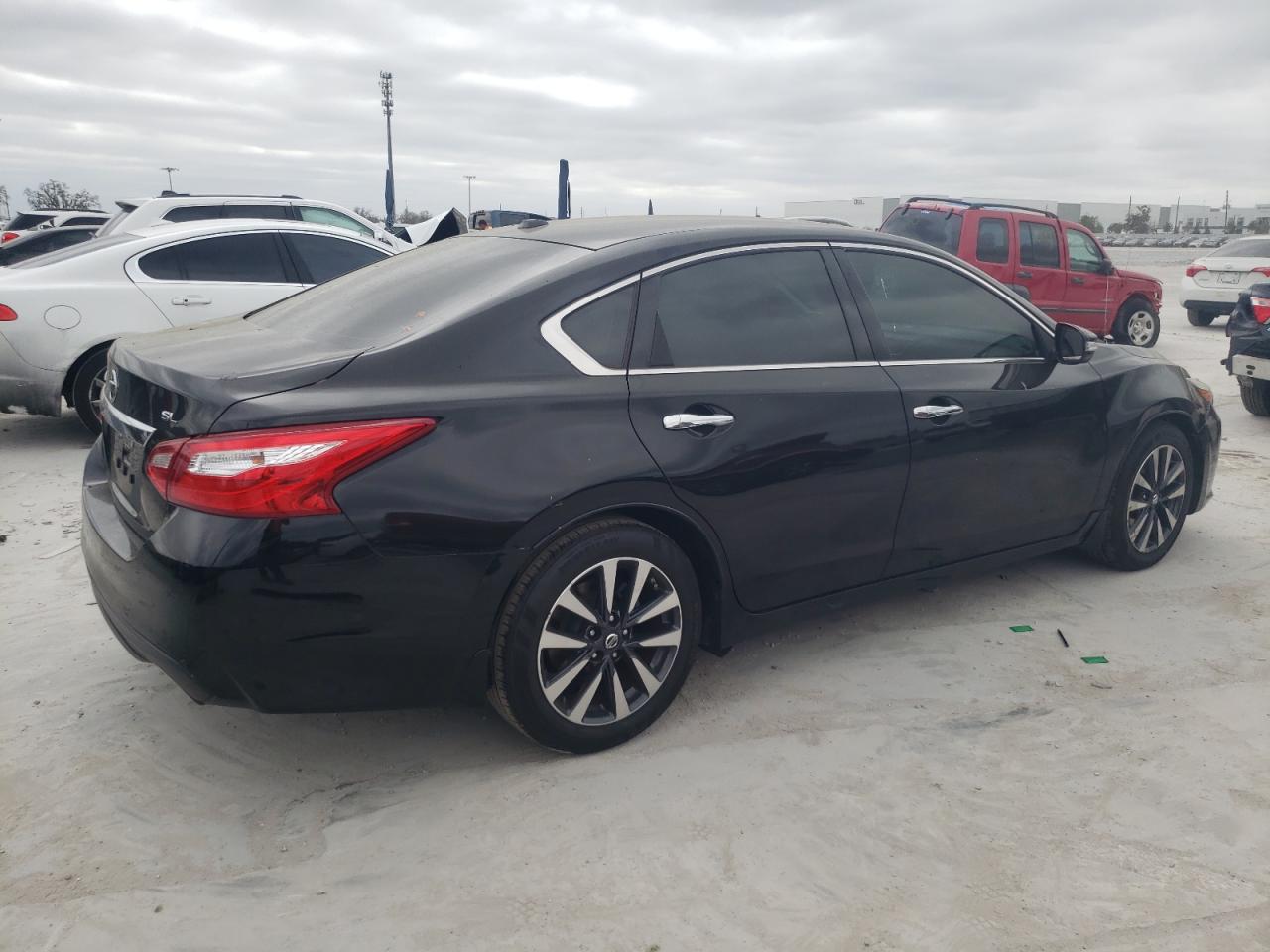2016 Nissan Altima VIN 1N4AL3AP2GC200076 Copart auction photo, front end damage thumbnail 3