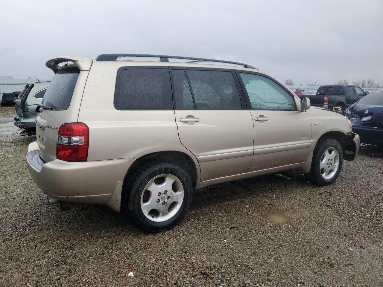 2005 Toyota Highlander VIN JTEEP21A350133794 Copart auction photo, front end damage thumbnail 3